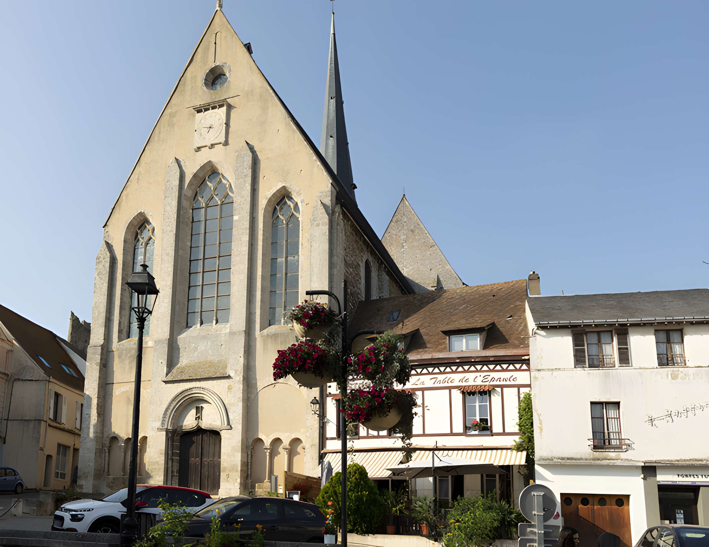 Église Saint-Pierre-et-Saint-Paul de Gallardon