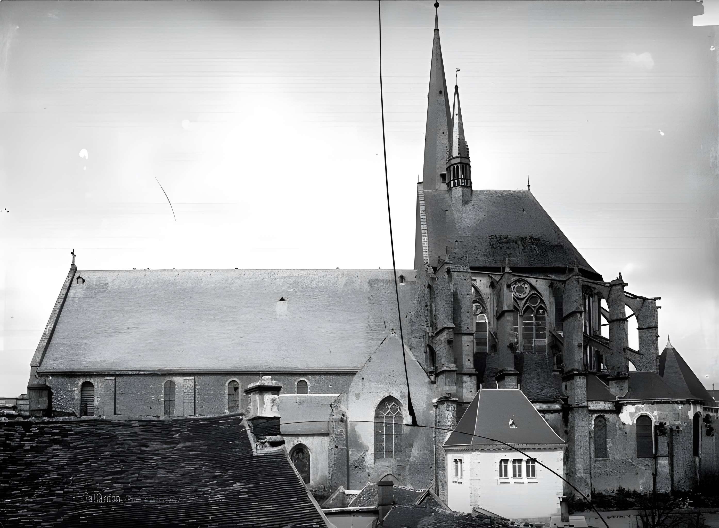 Église Saint-Pierre-et-Saint-Paul de Gallardon