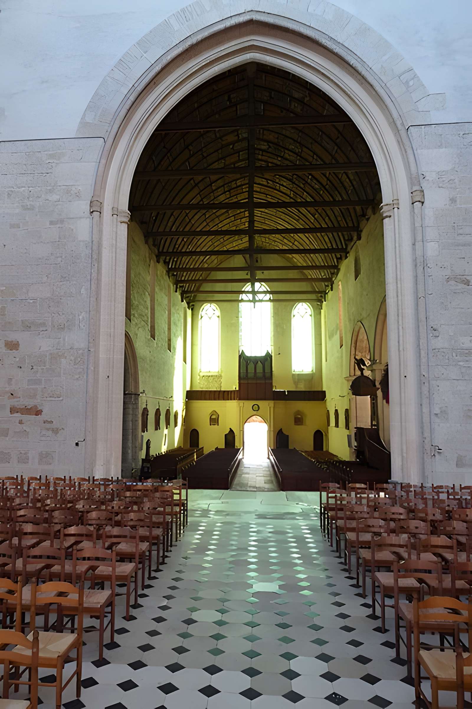 Église Saint-Pierre-et-Saint-Paul de Gallardon