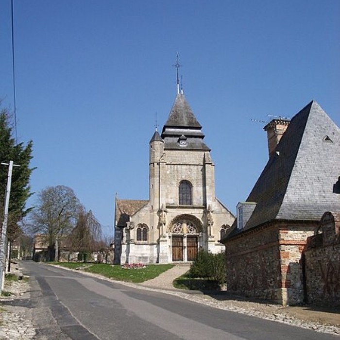 Photo de Église Saint-Pierre-et-Saint-Paul de Ménilles