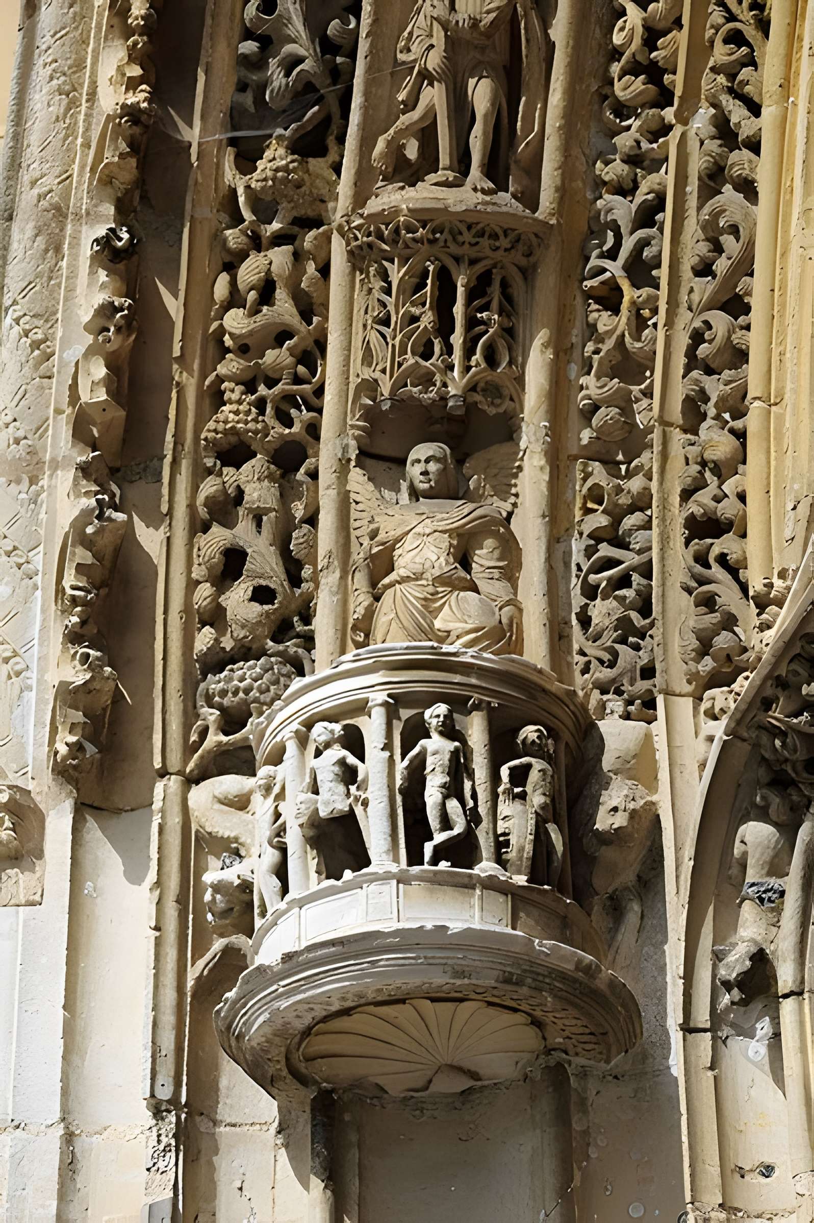 Église Saint-Pierre-et-Saint-Paul de Ménilles