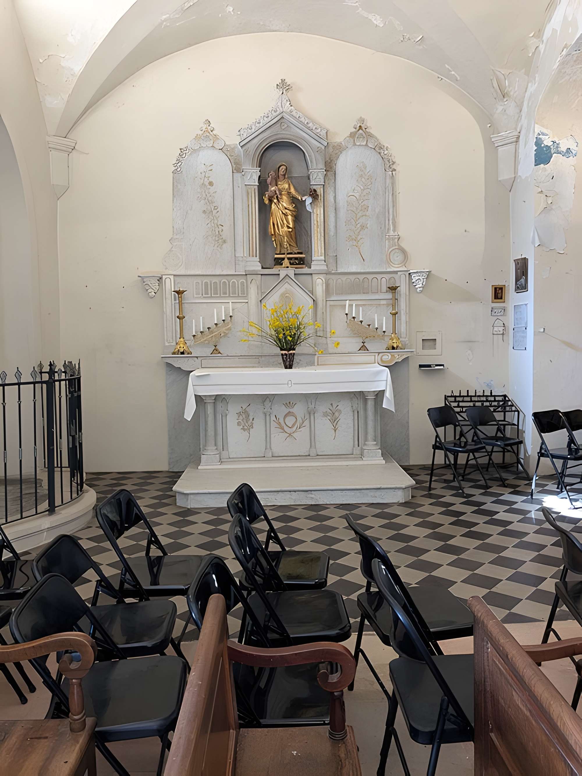 Église Saint-Pierre-et-Saint-Paul de Méthamis