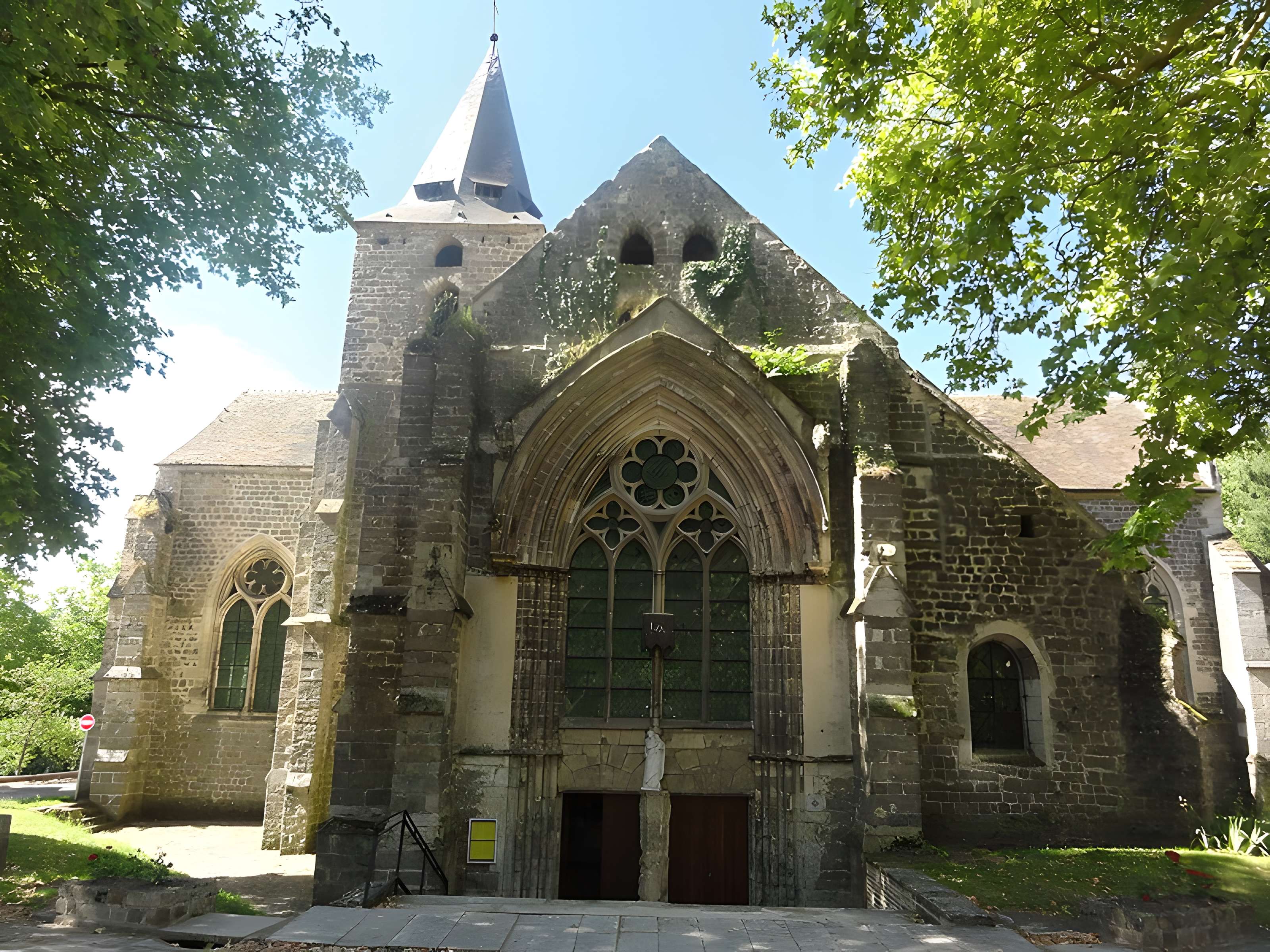 Église Saint-Pierre-et-Saint-Paul de Montaigu