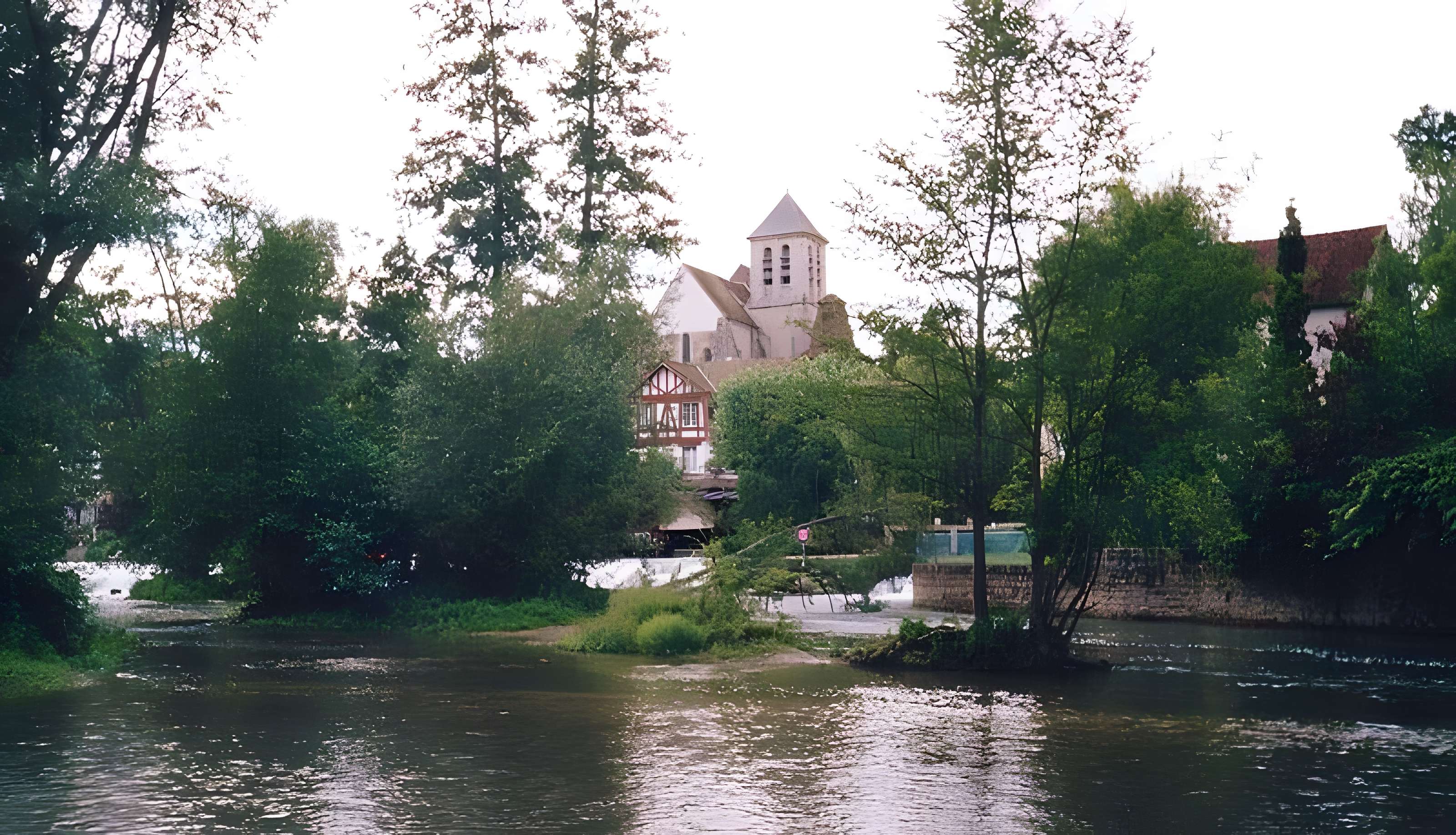 Église Saint-Pierre-et-Saint-Paul de Montigny-sur-Loing