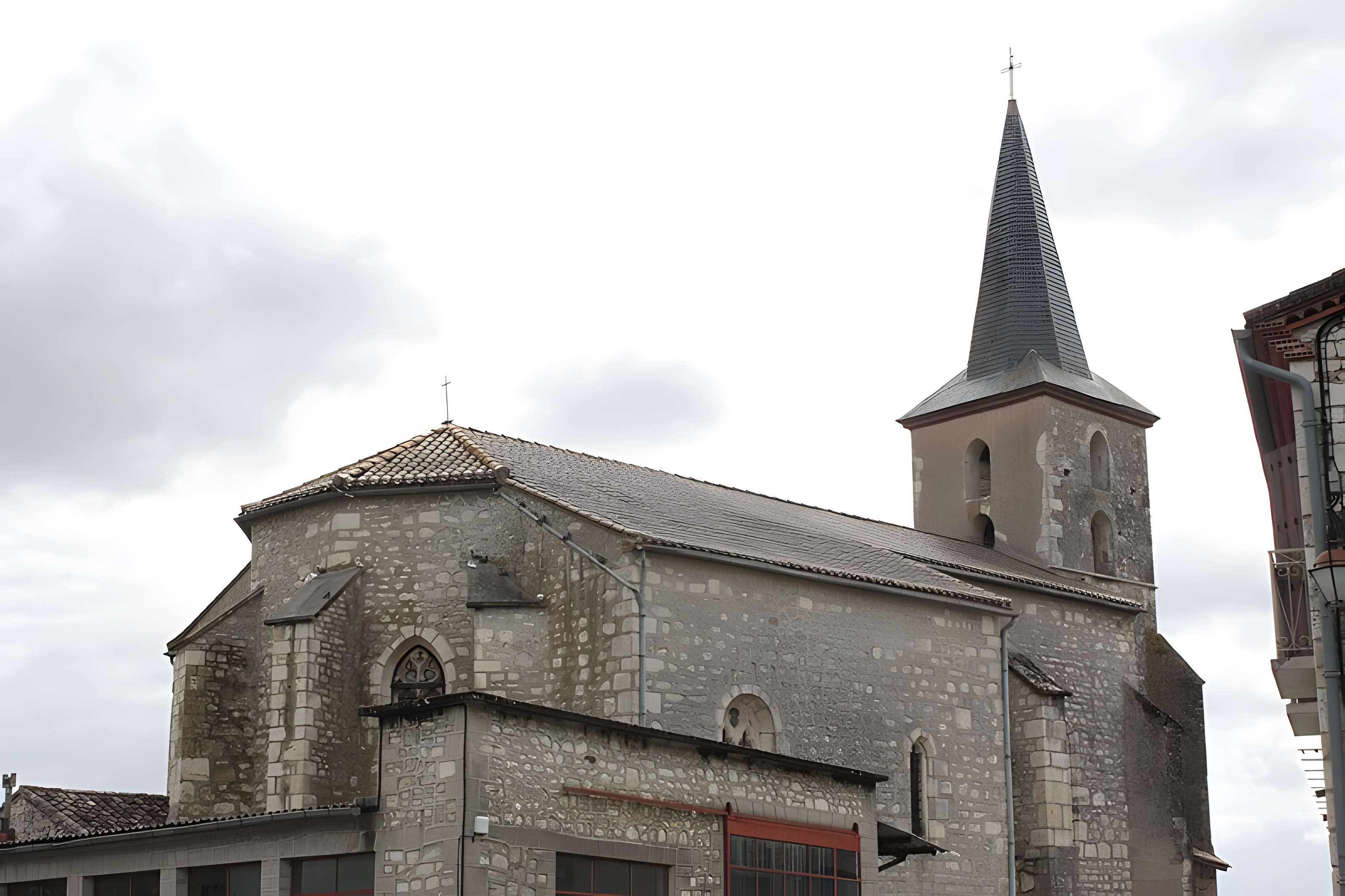 Église Saint-Pierre-et-Saint-Paul de Noailles