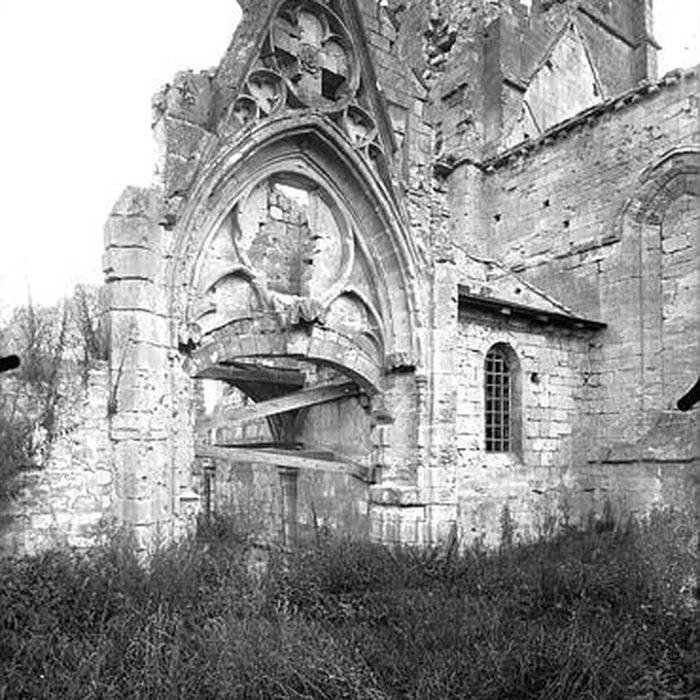 Photo de Église Saint-Pierre-et-Saint-Paul de Presles-et-Boves