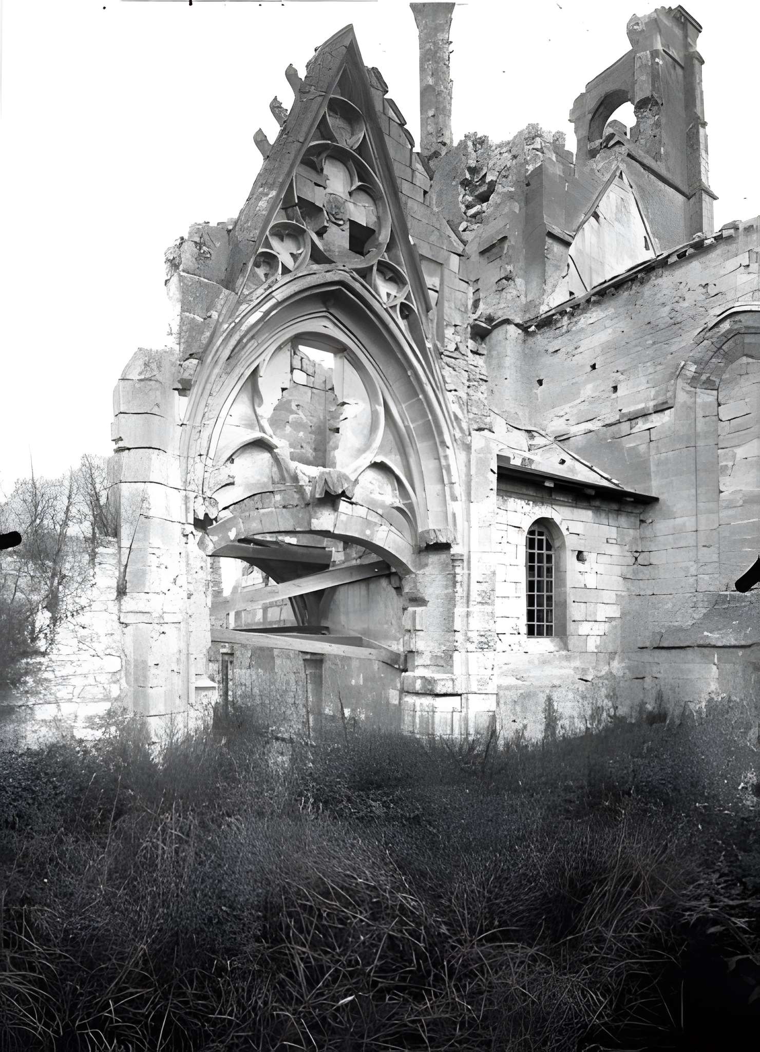 Église Saint-Pierre-et-Saint-Paul de Presles-et-Boves