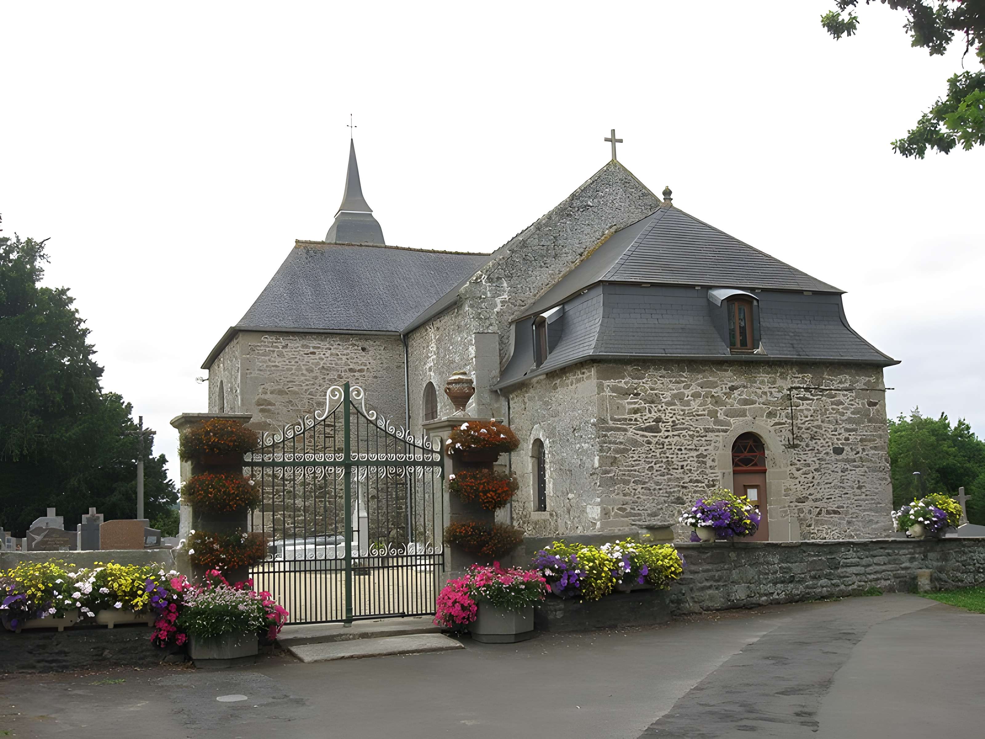 Église Saint-Pierre-et-Saint-Paul de Ruca