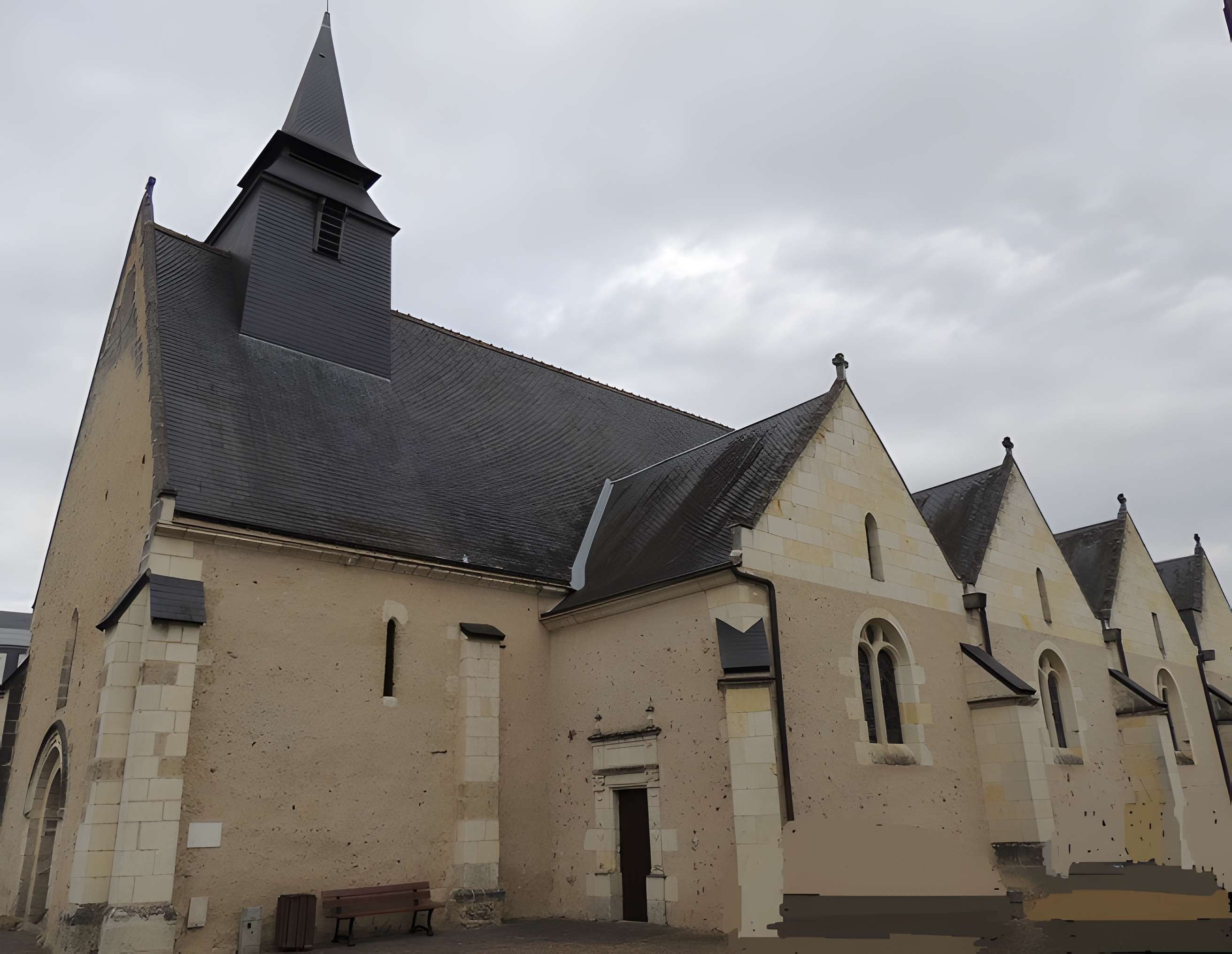 Église Saint-Pierre-et-Saint-Paul de Ruillé-sur-Loir
