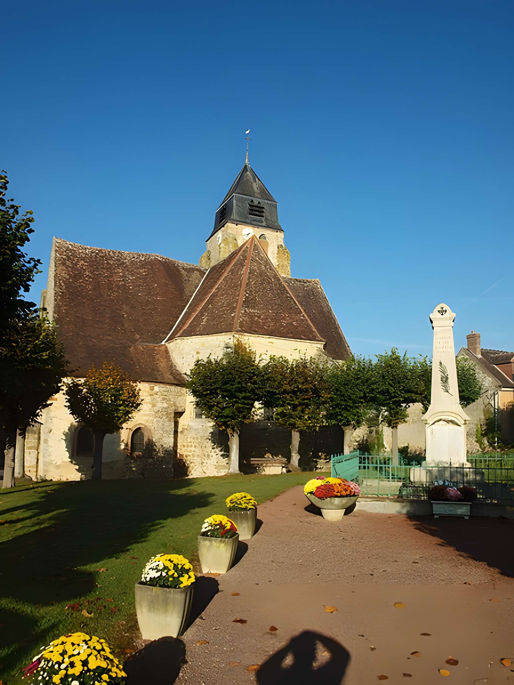 Église Saint-Pierre-et-Saint-Paul de Thorigny-sur-Oreuse