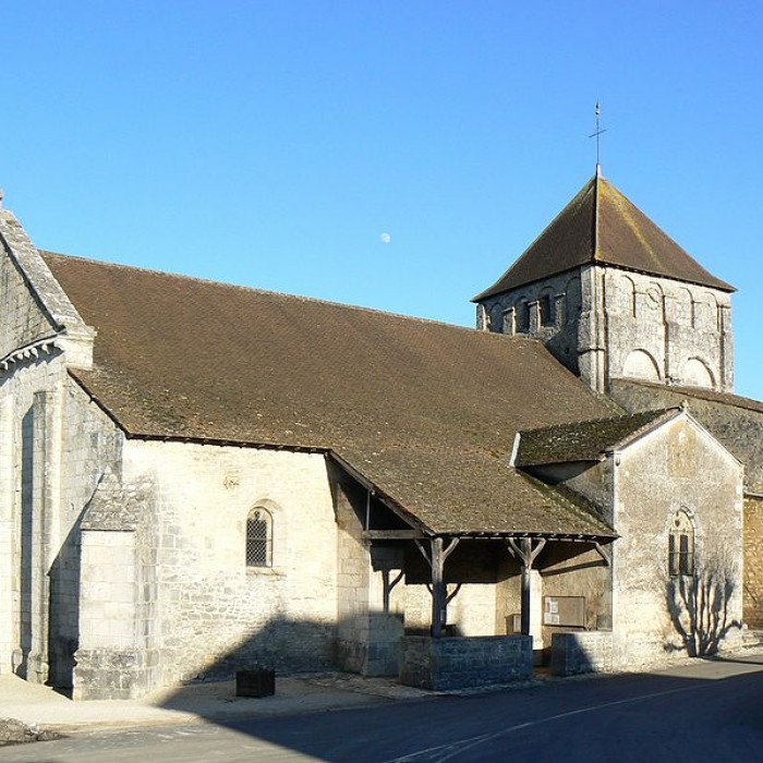 Photo de Église Saint-Pierre-et-Saint-Paul dUsson-du-Poitou