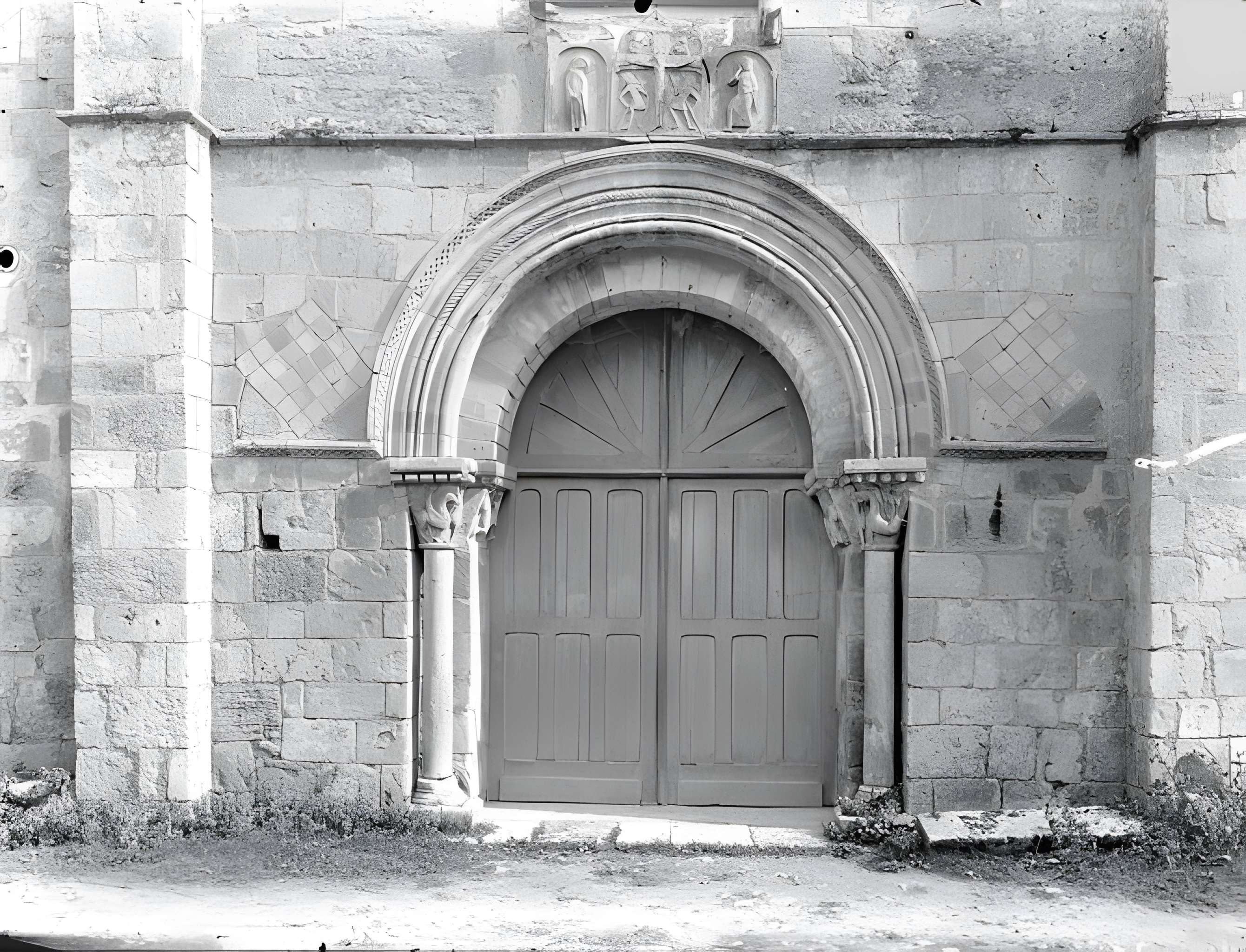 Église Saint-Pierre-et-Saint-Paul d'Usson-du-Poitou