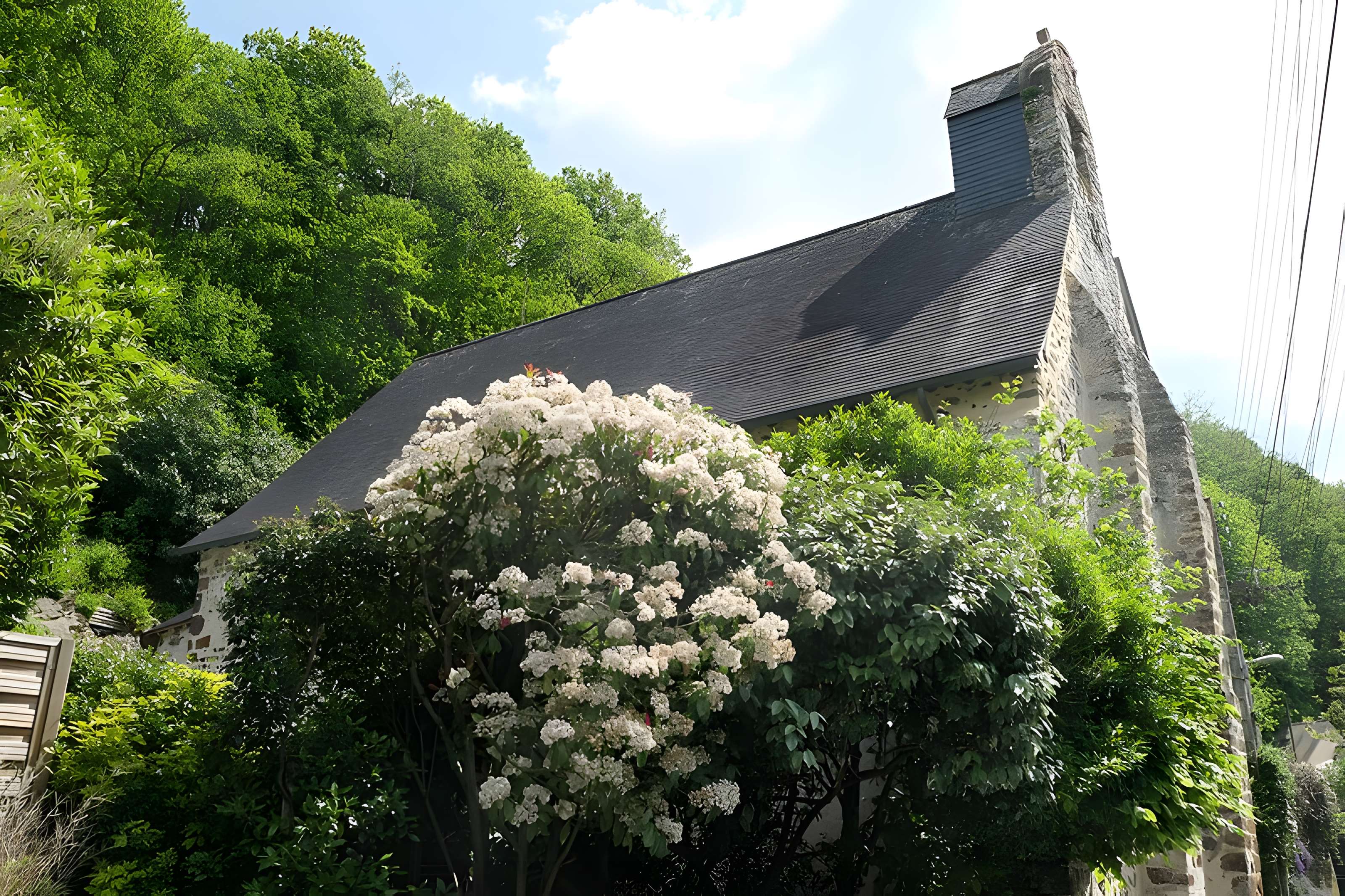Église Saint-Pierre-le-Potier de Laval