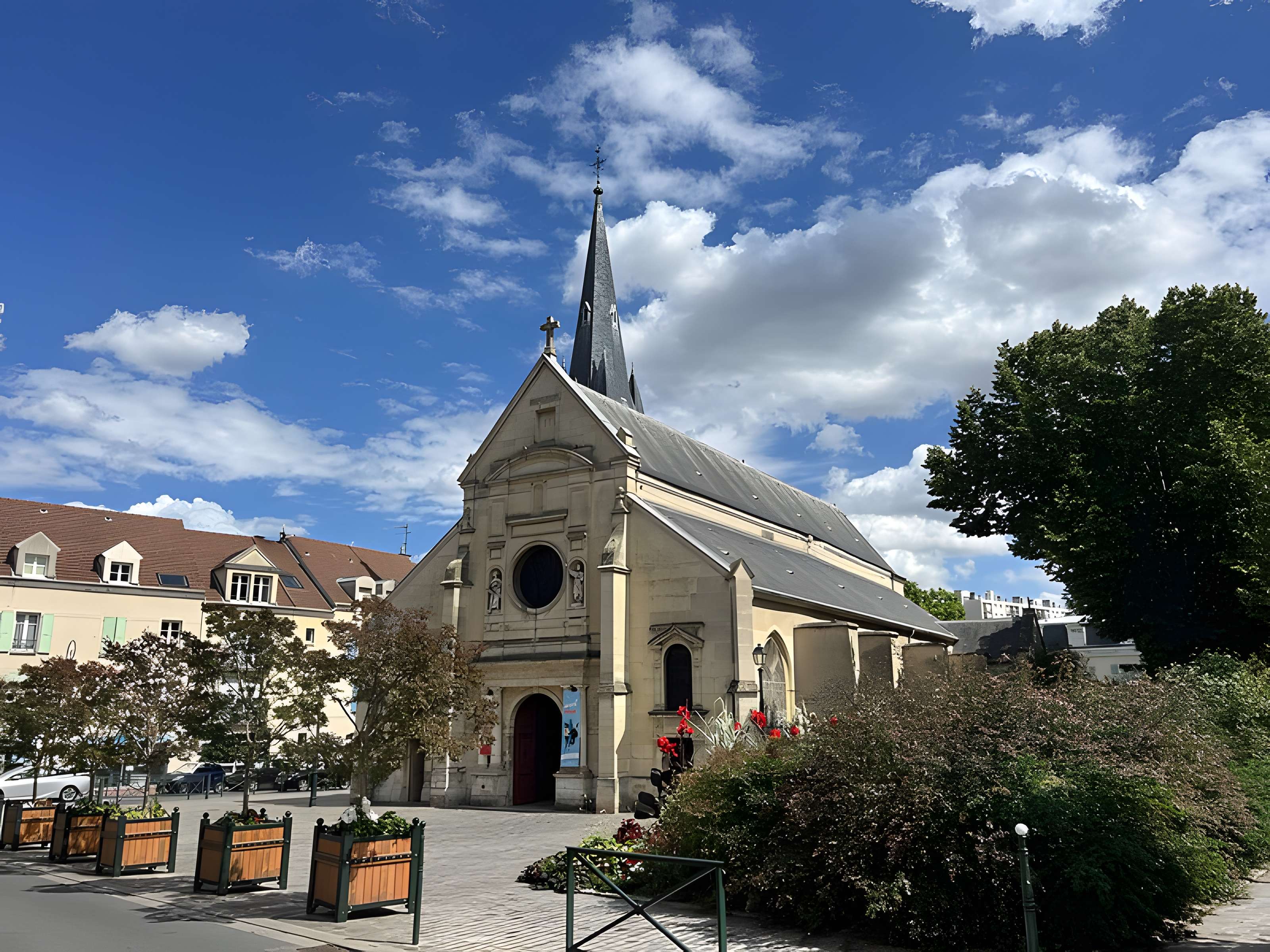 Église Saint-Pierre-Saint-Paul de Clamart