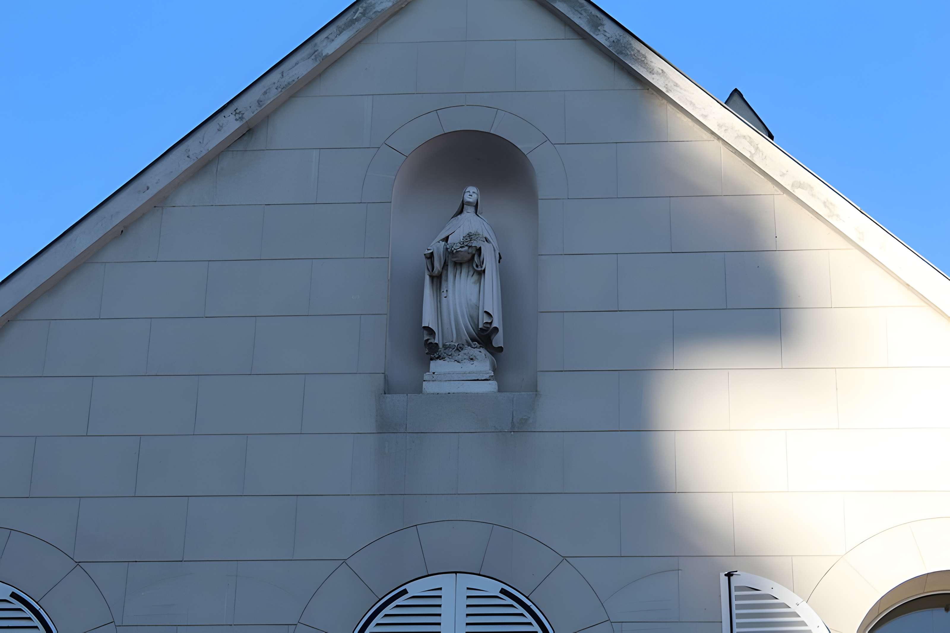 Église Saint-Pierre-Saint-Paul de Courbevoie