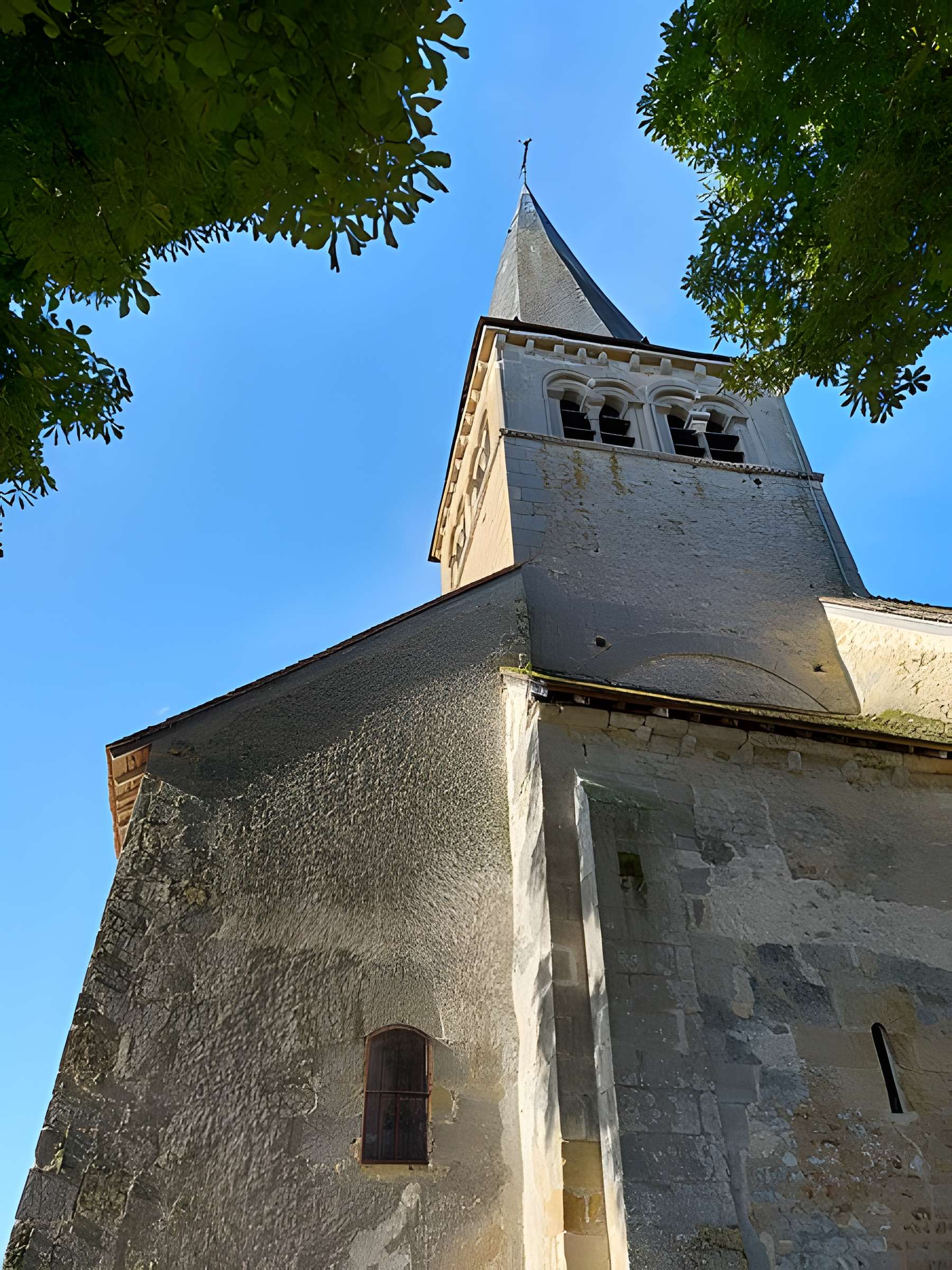 Église Saint-Pierre-Saint-Paul de Diennes-Aubigny