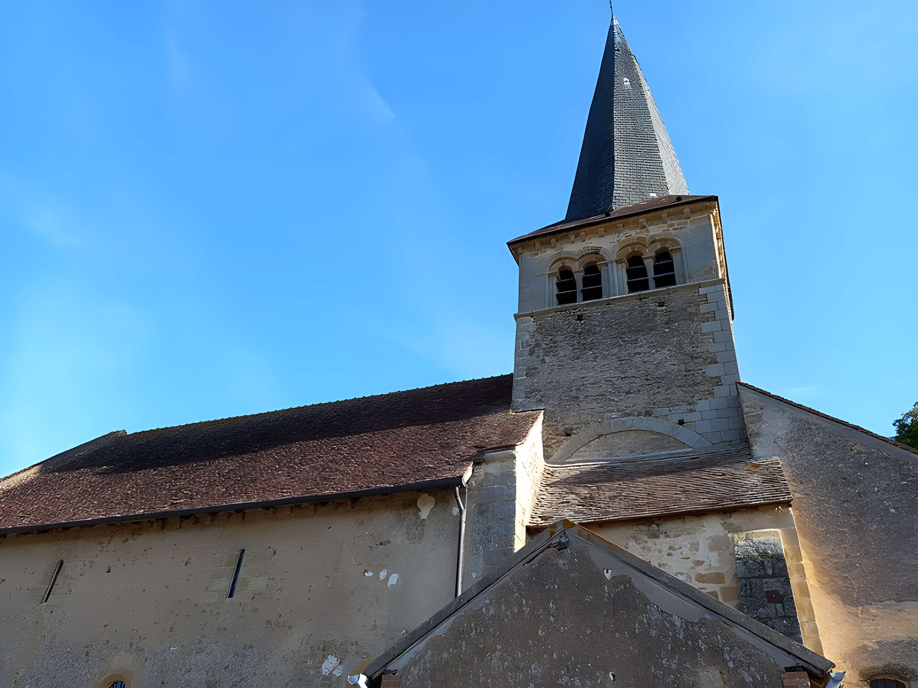 Église Saint-Pierre-Saint-Paul de Diennes-Aubigny