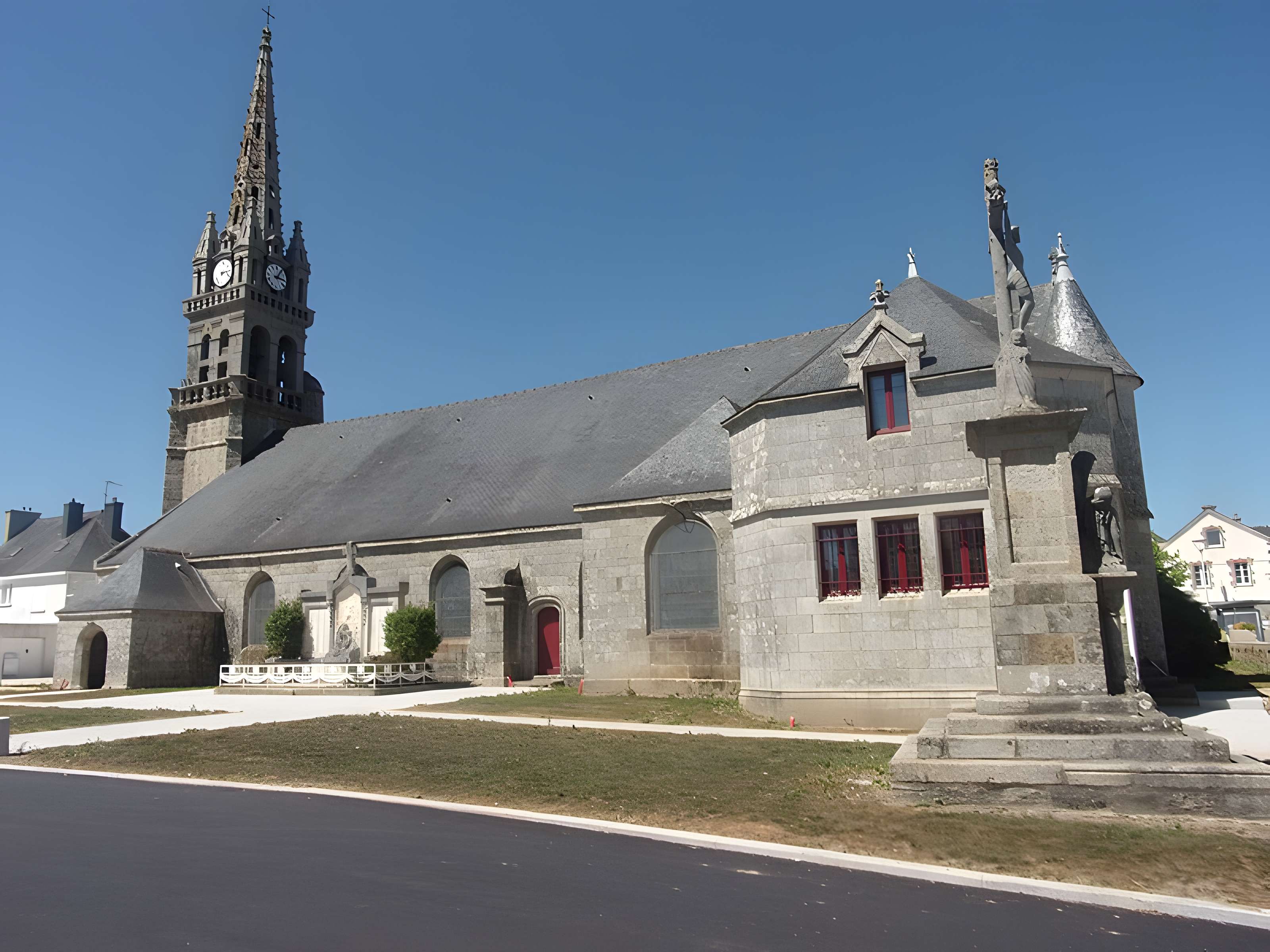 Église Saint-Pierre-Saint-Paul de Guiscriff