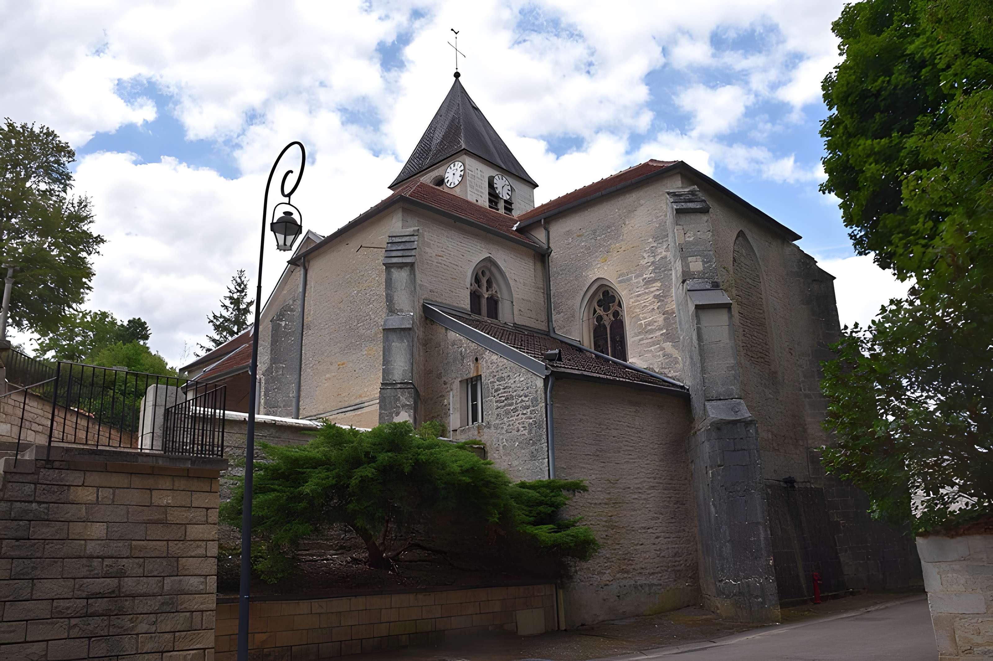 Église Saint-Pierre-Saint-Paul de Neuilly-sur-Suize