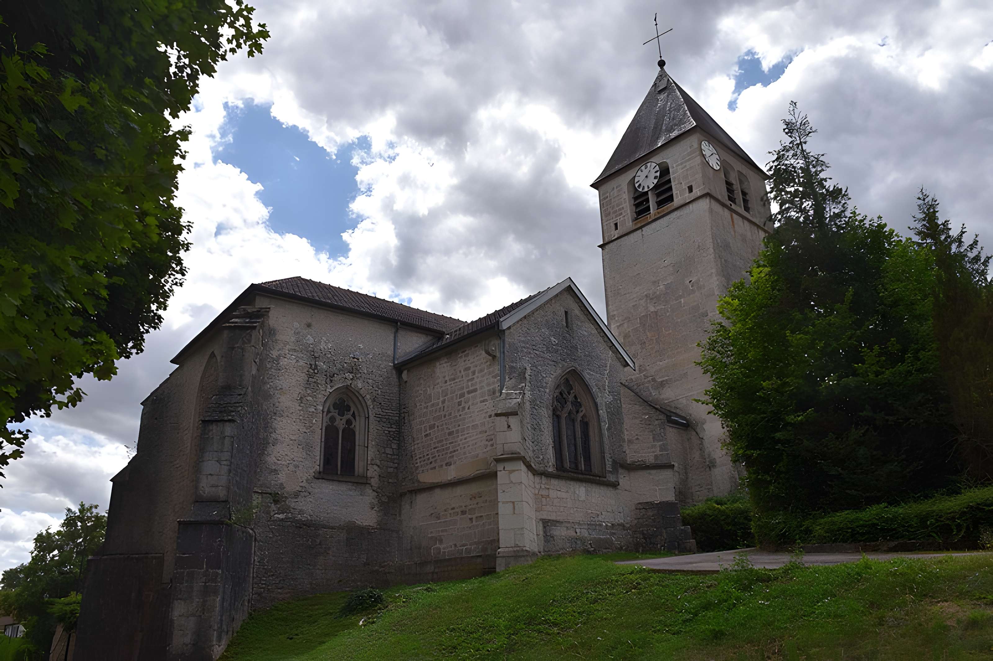 Église Saint-Pierre-Saint-Paul de Neuilly-sur-Suize