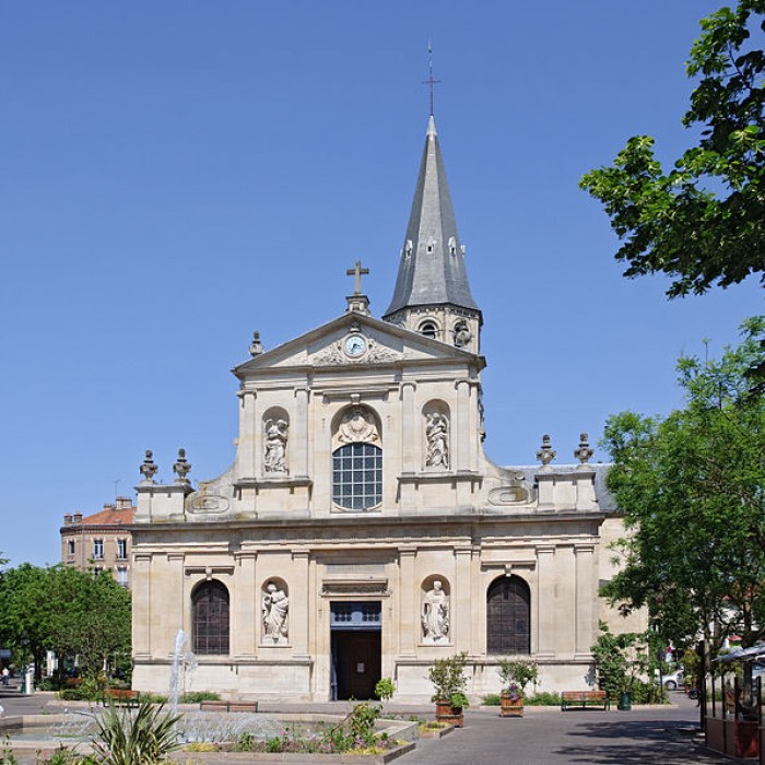 Photo de Église Saint-Pierre-Saint-Paul de Rueil-Malmaison