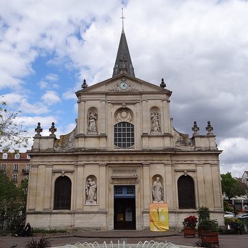Église Saint-Pierre-Saint-Paul de Rueil-Malmaison