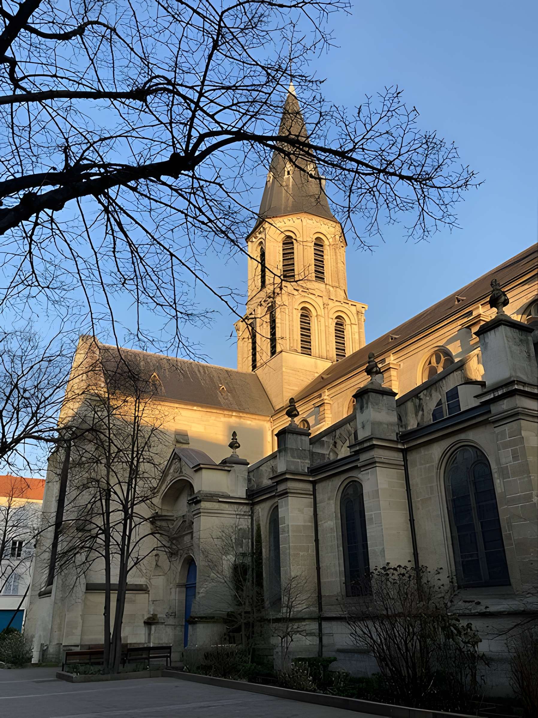 Église Saint-Pierre-Saint-Paul de Rueil-Malmaison