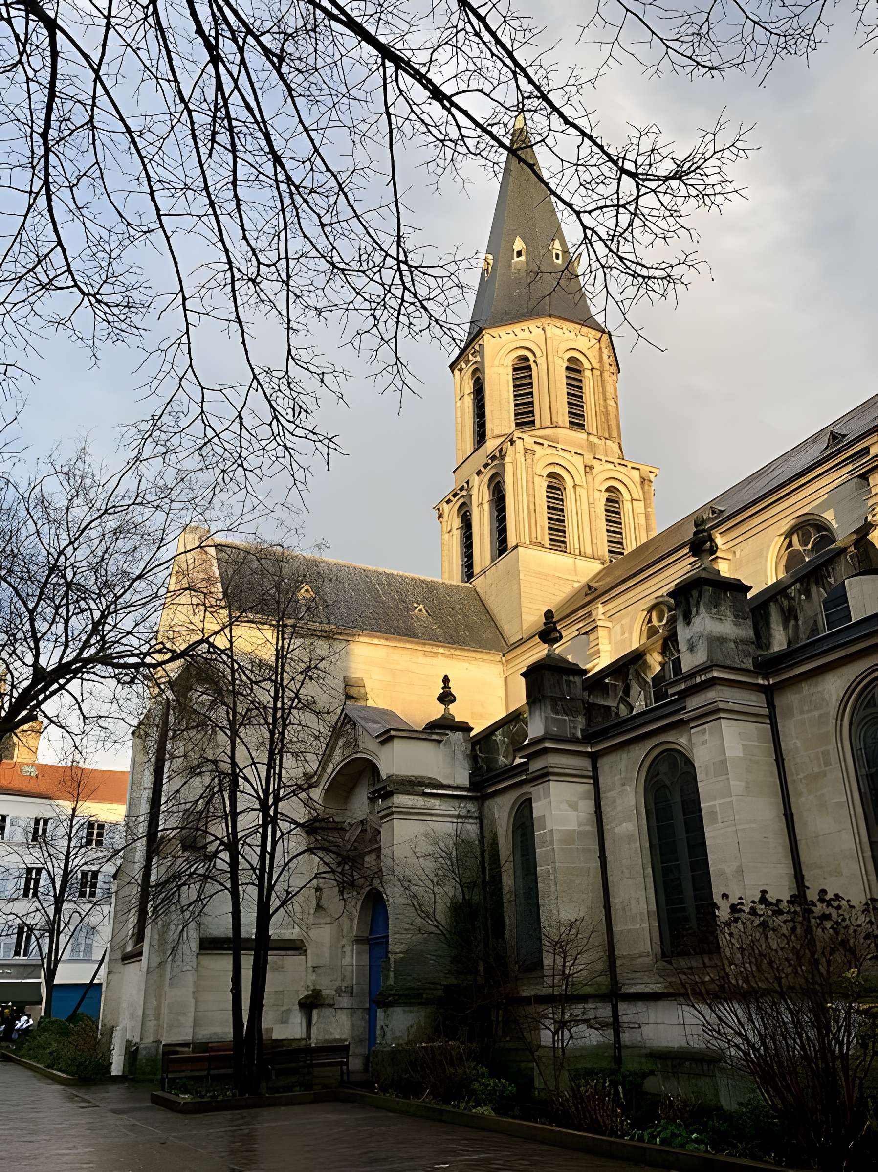 Église Saint-Pierre-Saint-Paul de Rueil-Malmaison