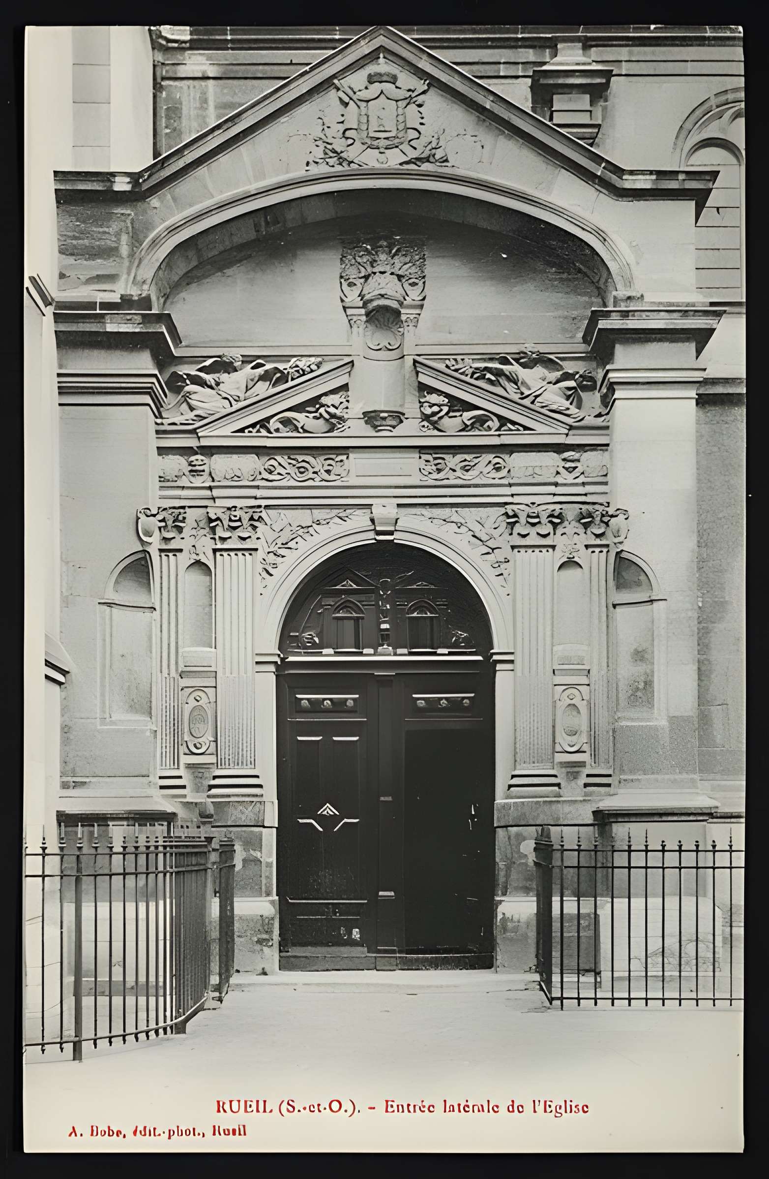 Église Saint-Pierre-Saint-Paul de Rueil-Malmaison