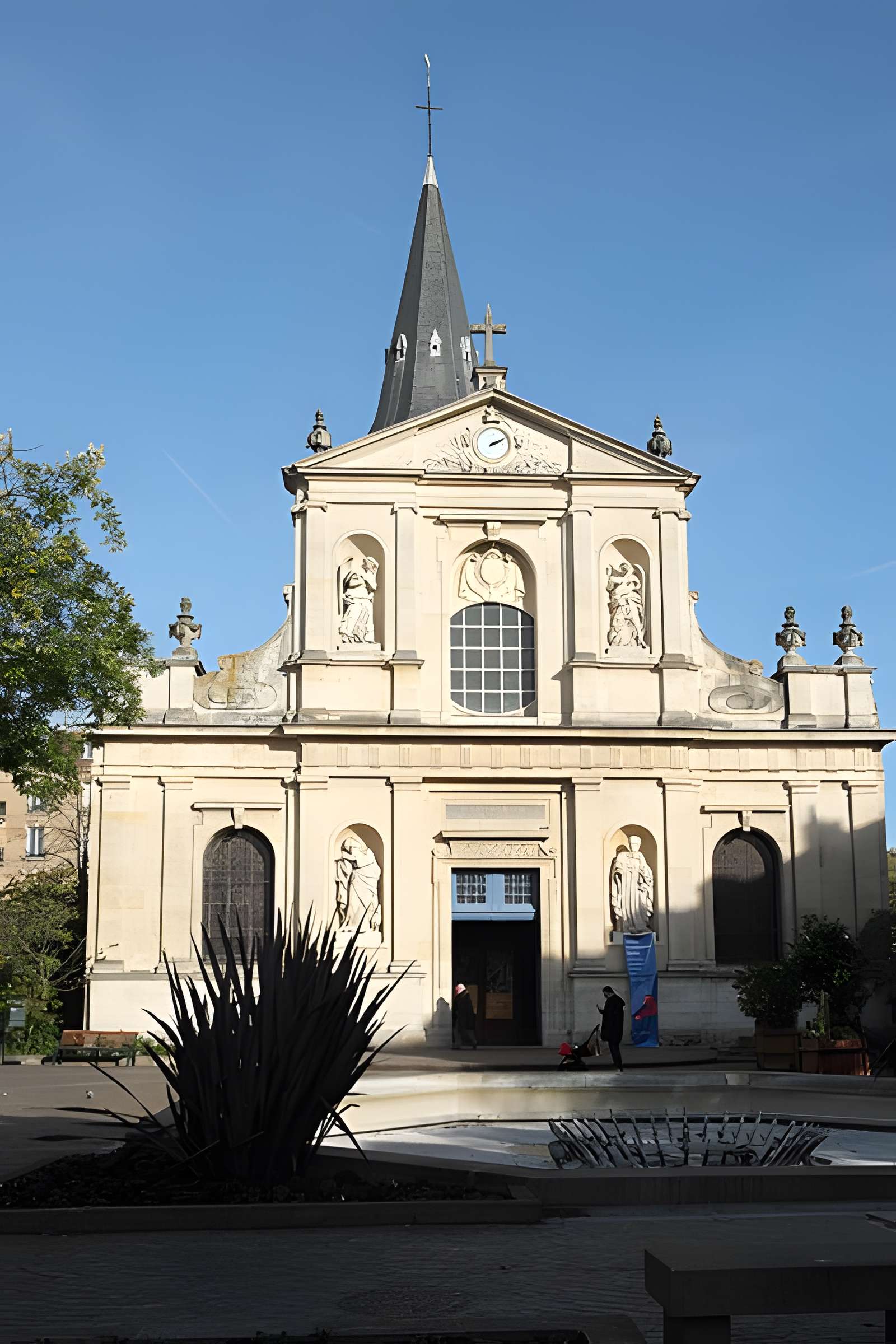 Église Saint-Pierre-Saint-Paul de Rueil-Malmaison