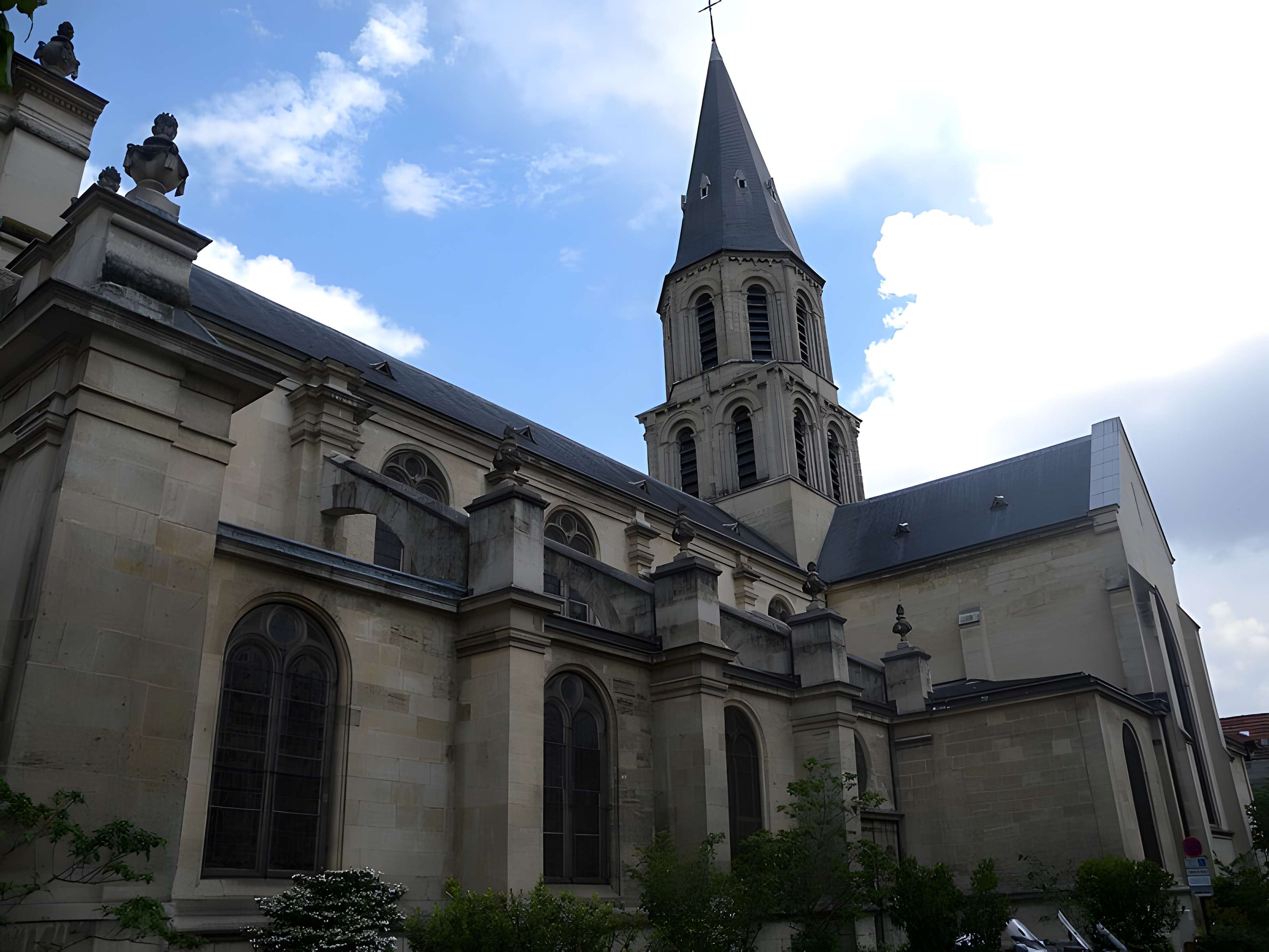 Église Saint-Pierre-Saint-Paul de Rueil-Malmaison