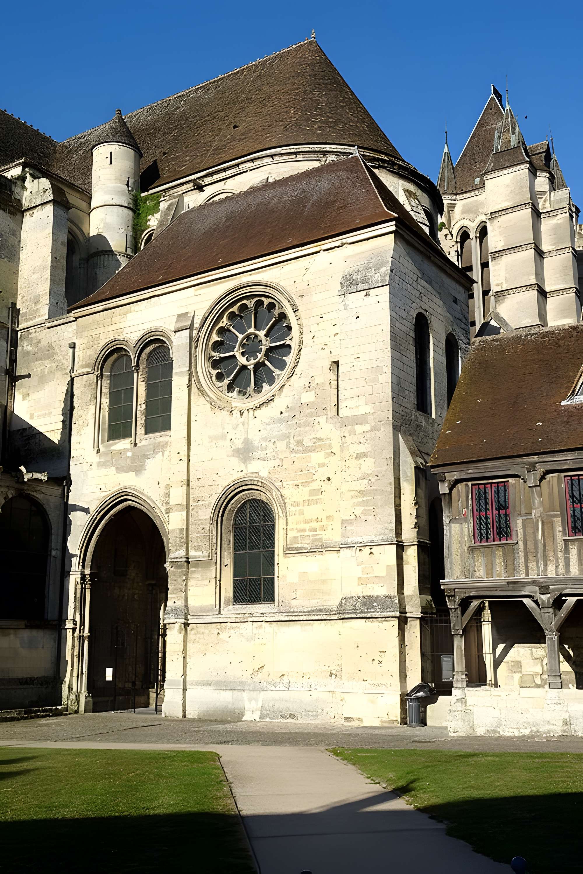 Cathédrale Notre-Dame de Noyon