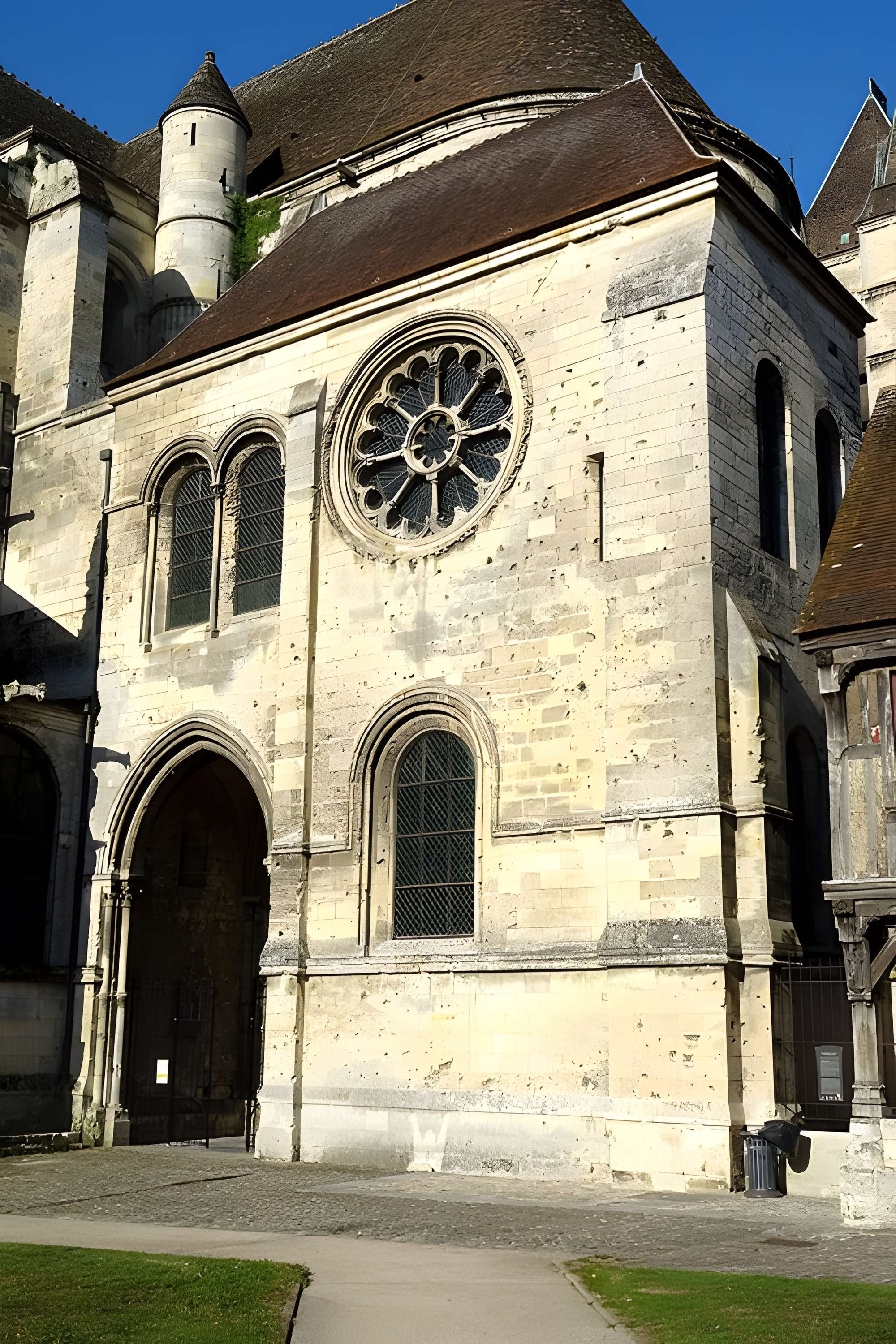 Cathédrale Notre-Dame de Noyon
