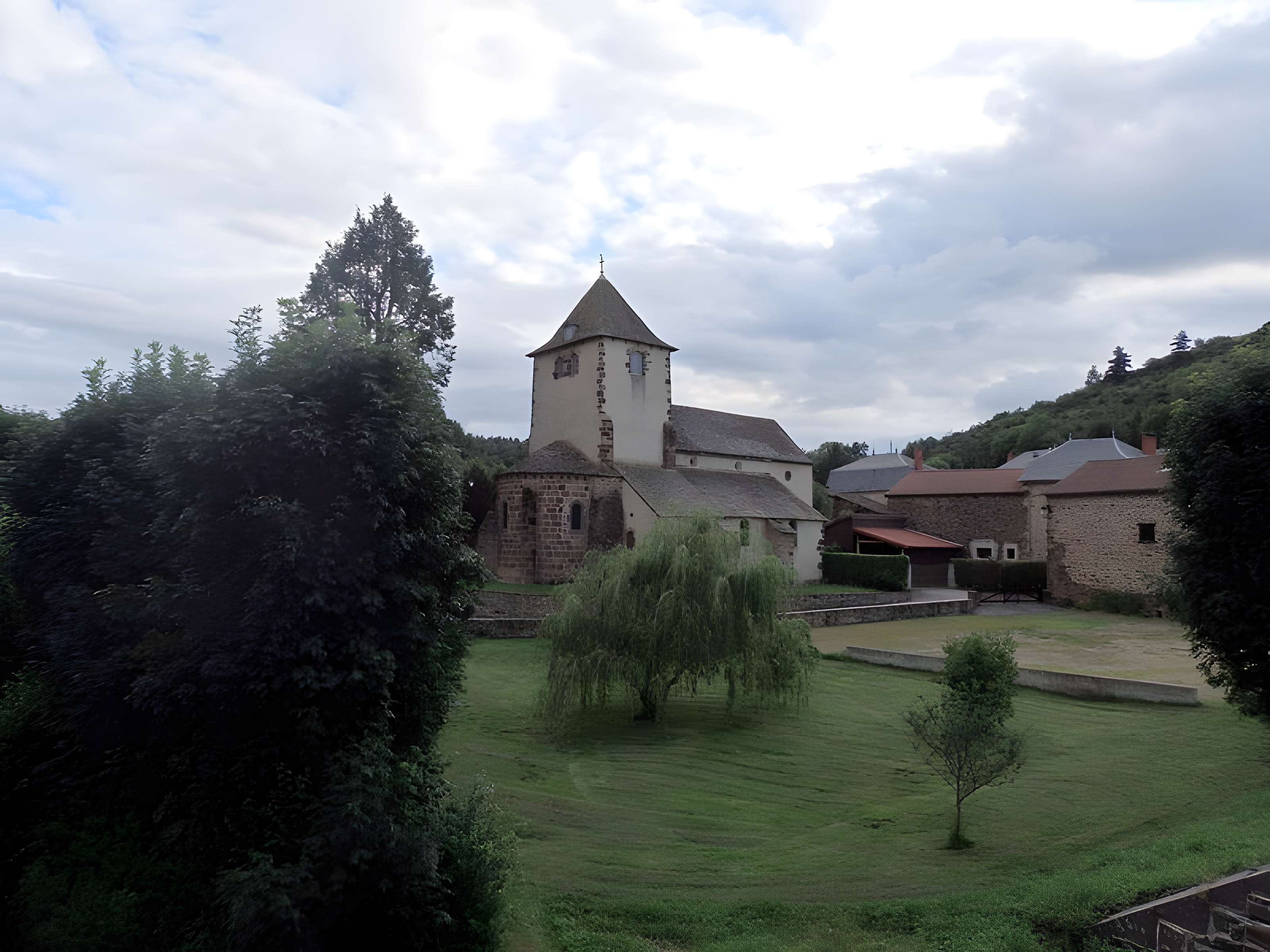 Église Saint-Poncy de Saint-Poncy 
