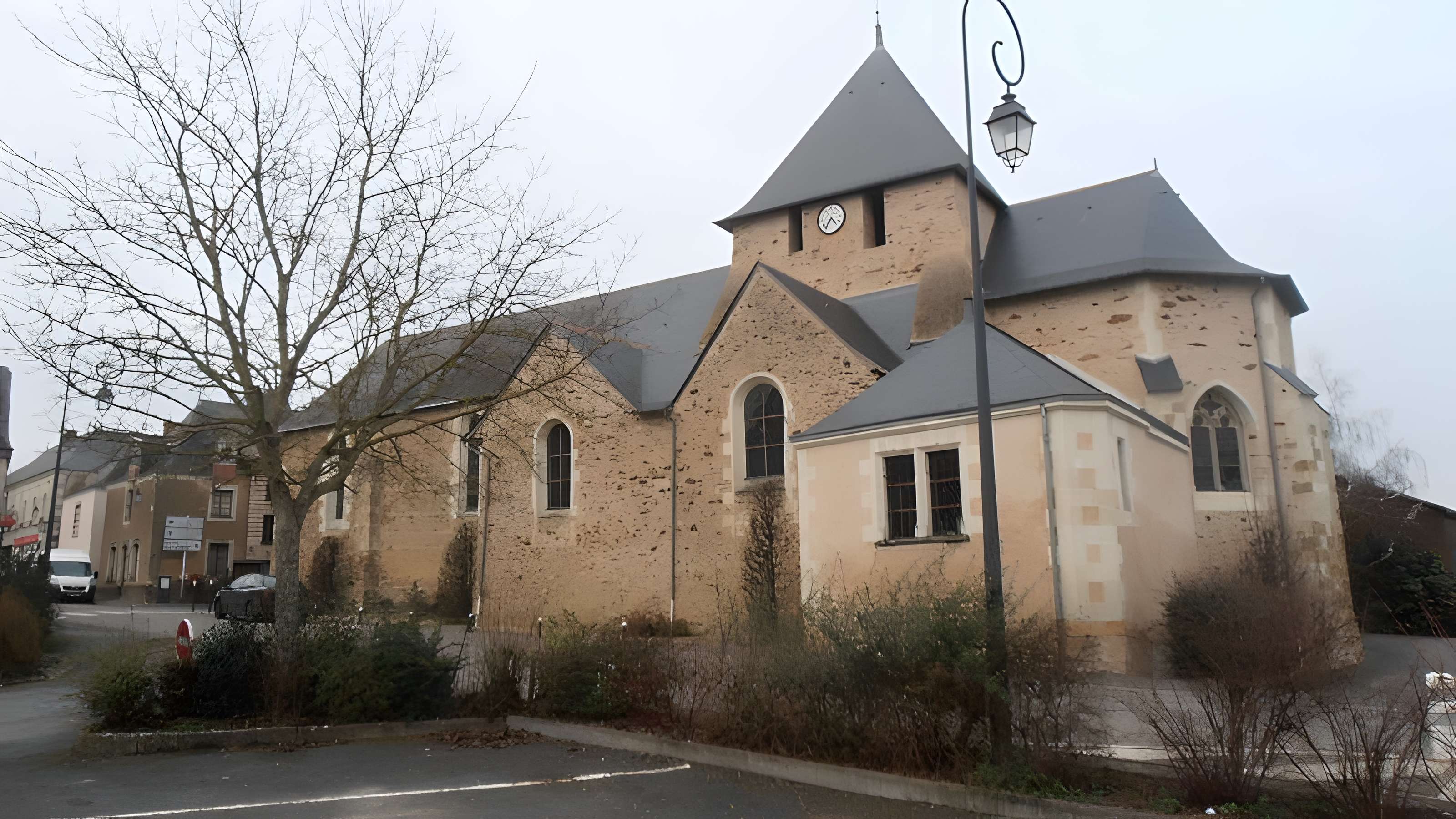 Église Saint-Pontien de Marigné 