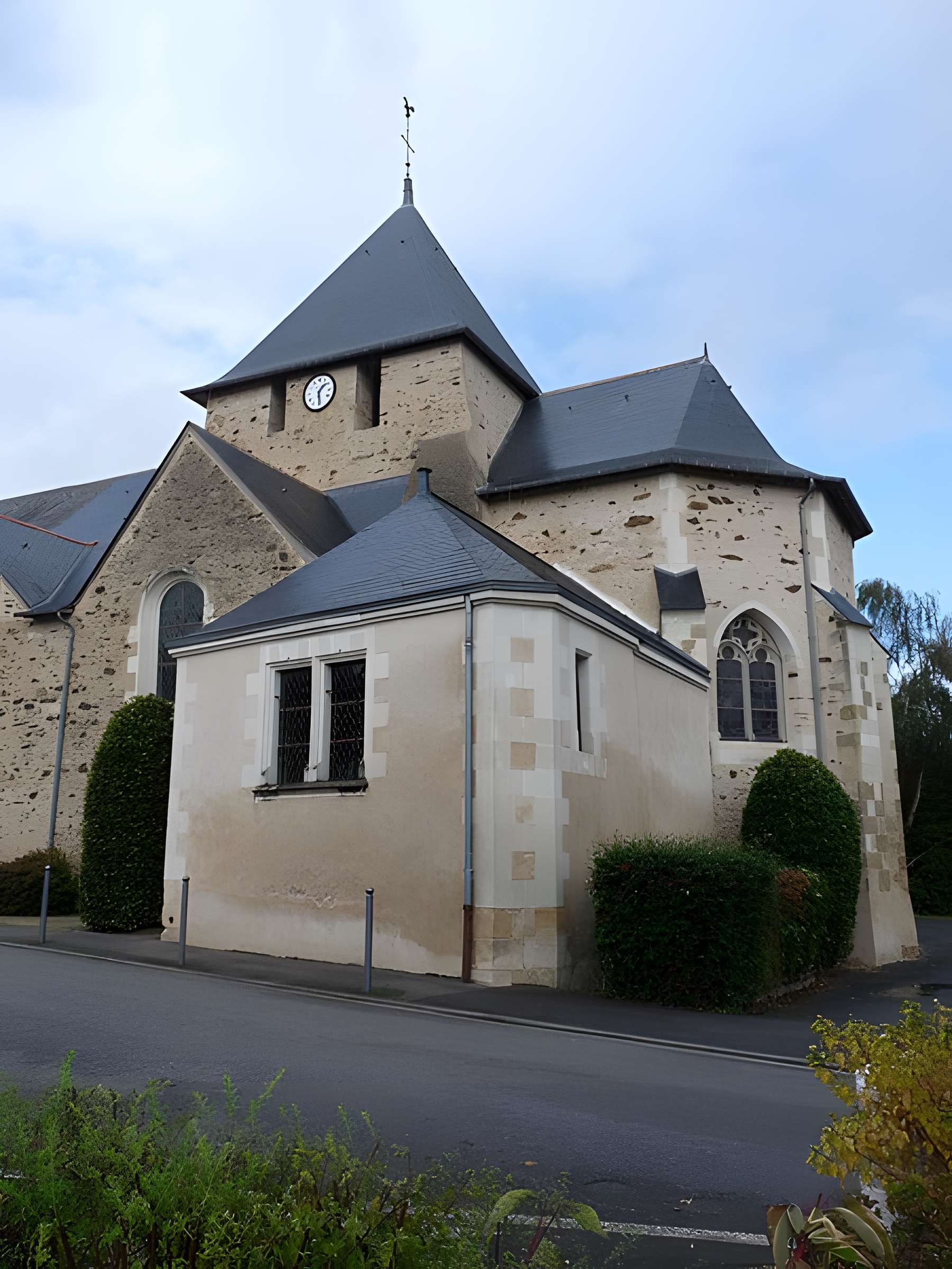 Église Saint-Pontien de Marigné