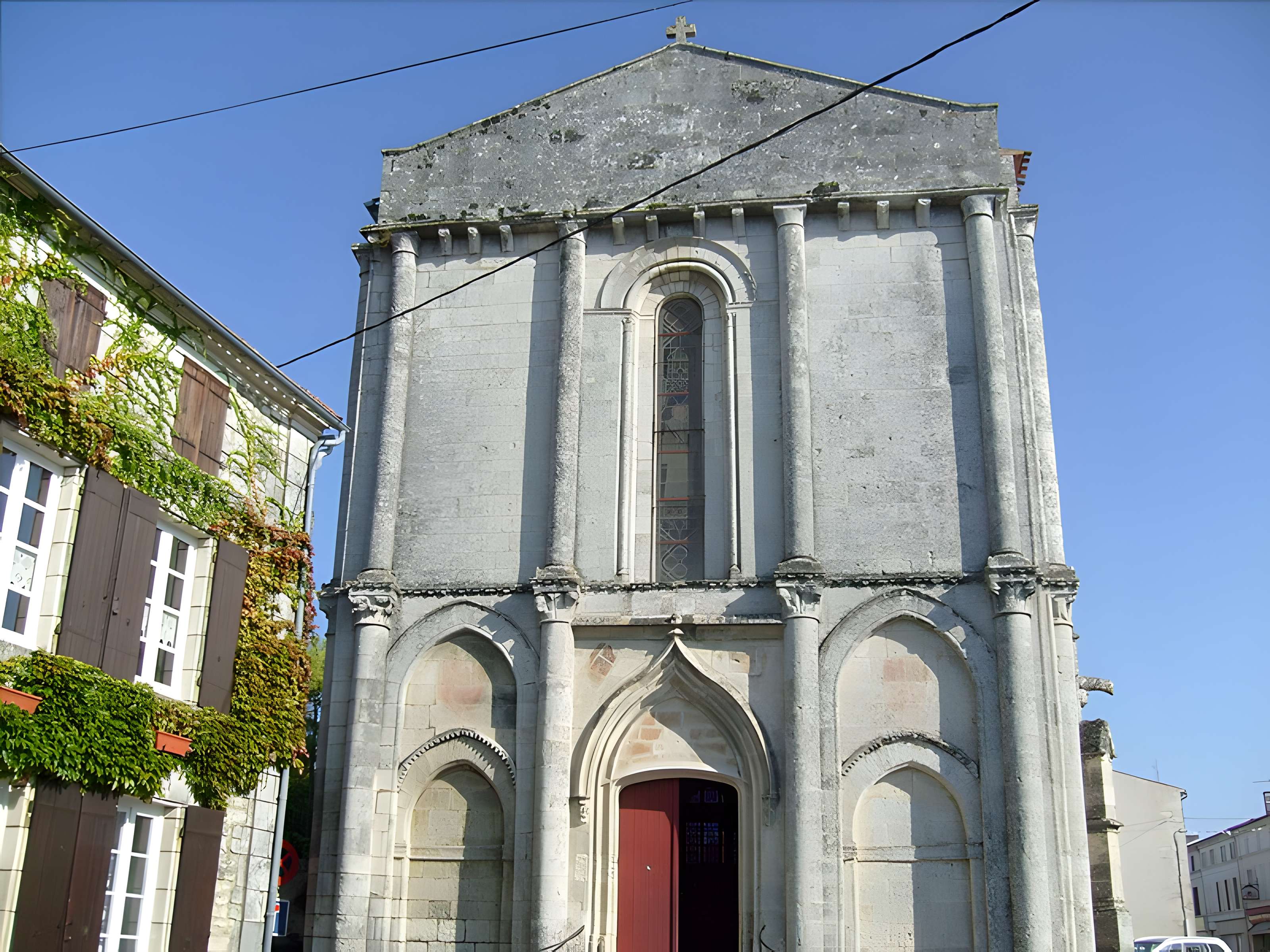Église Saint-Porchaire de Saint-Porchaire