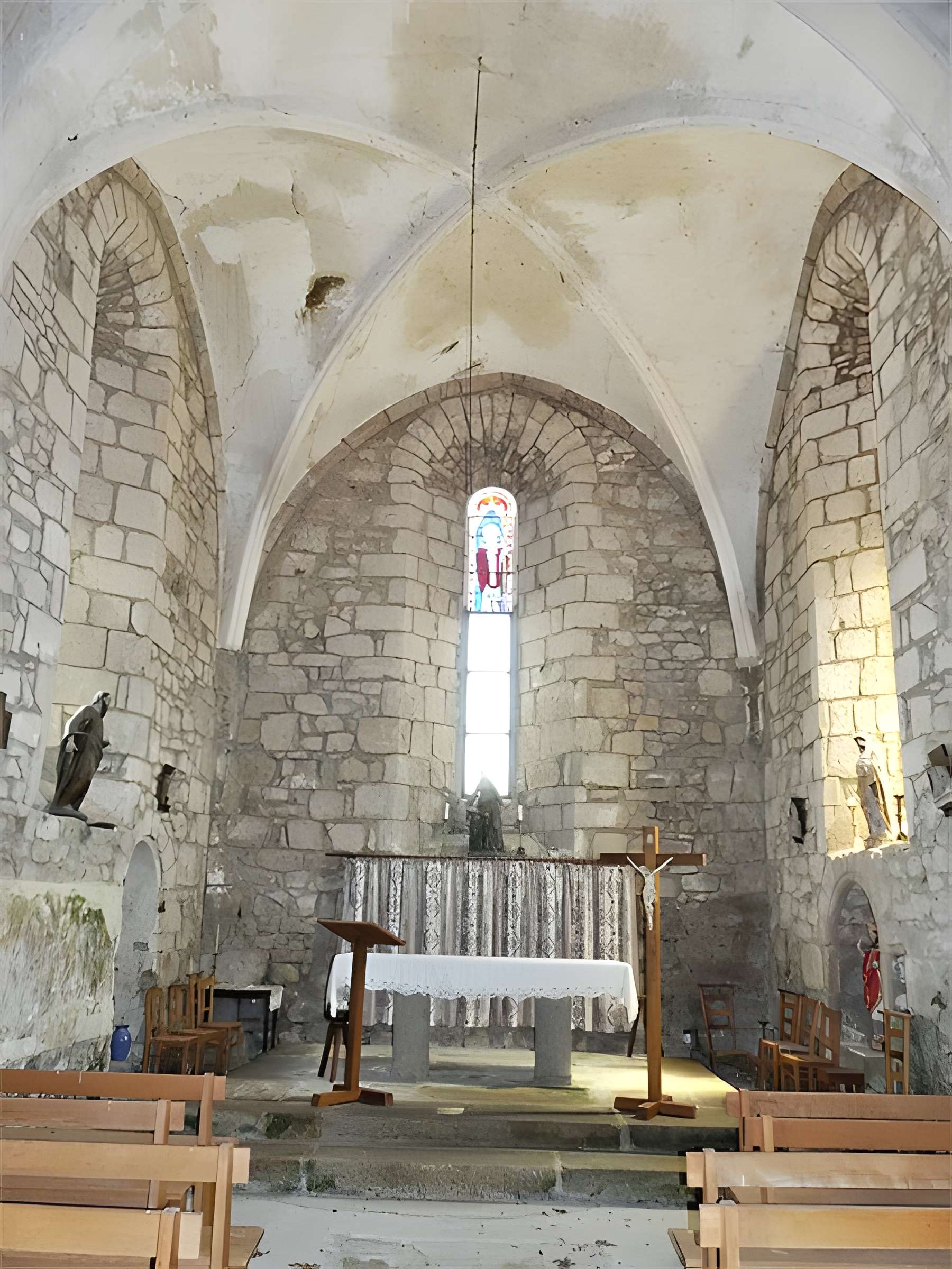 Église Saint-Priest de Saint-Priest-la-Plaine