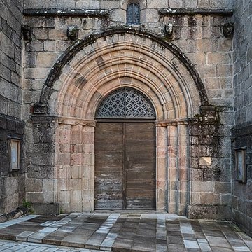 Église Saint-Priest de Saint-Priest-Ligoure