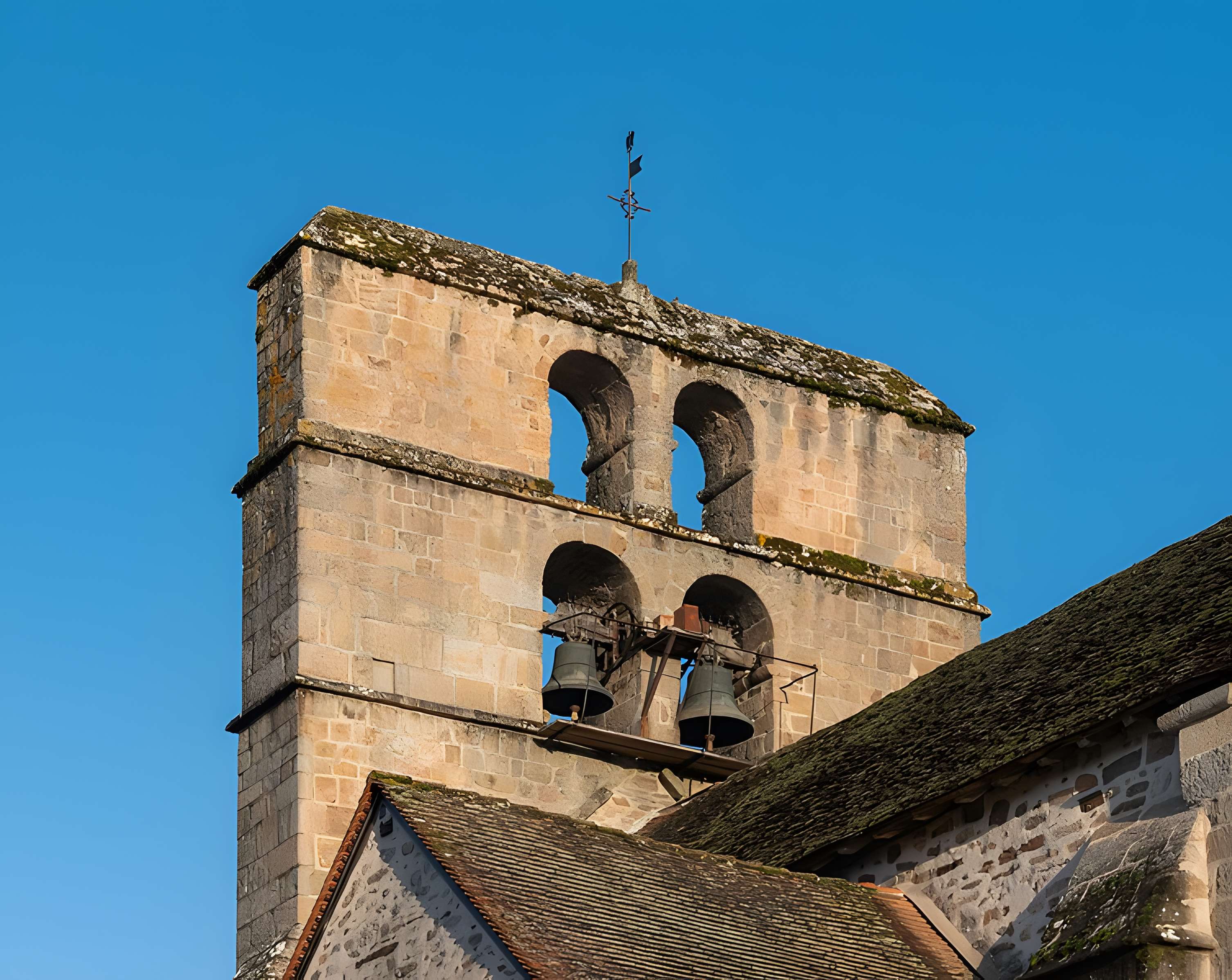 Église Saint-Priest de Saint-Priest-Ligoure