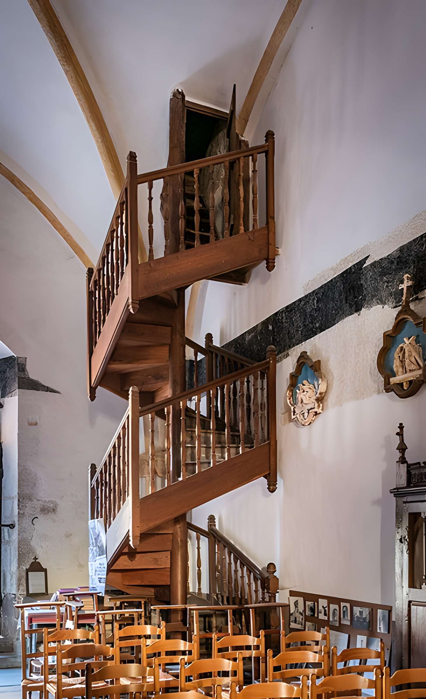 Église Saint-Priest de Saint-Priest-Ligoure