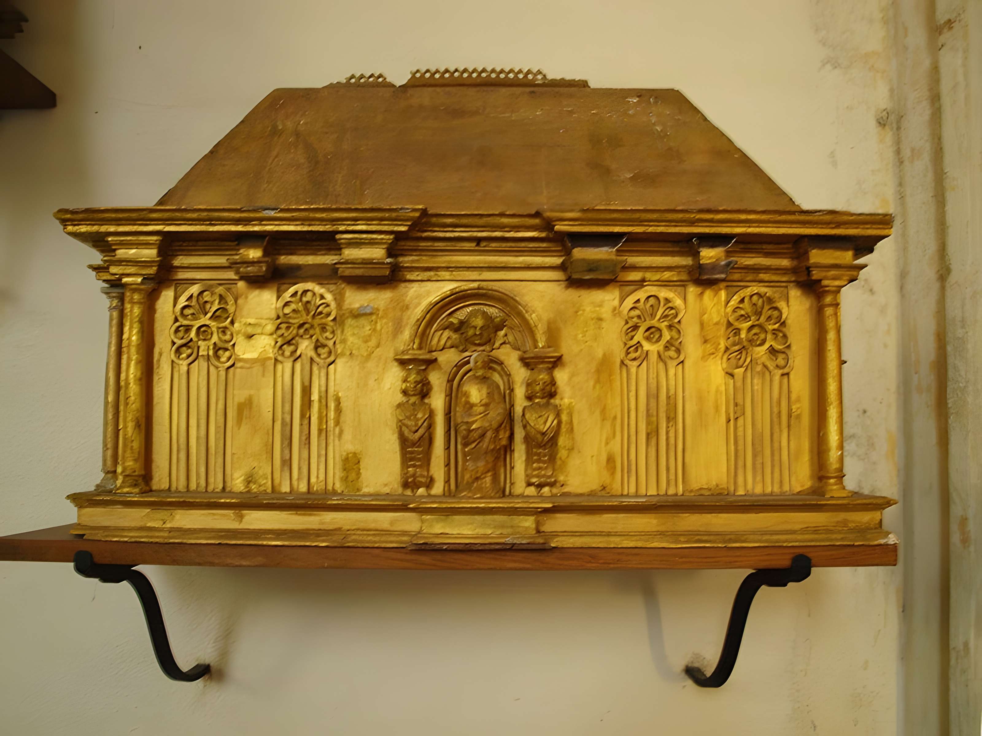 Église Saint-Prix de Saints