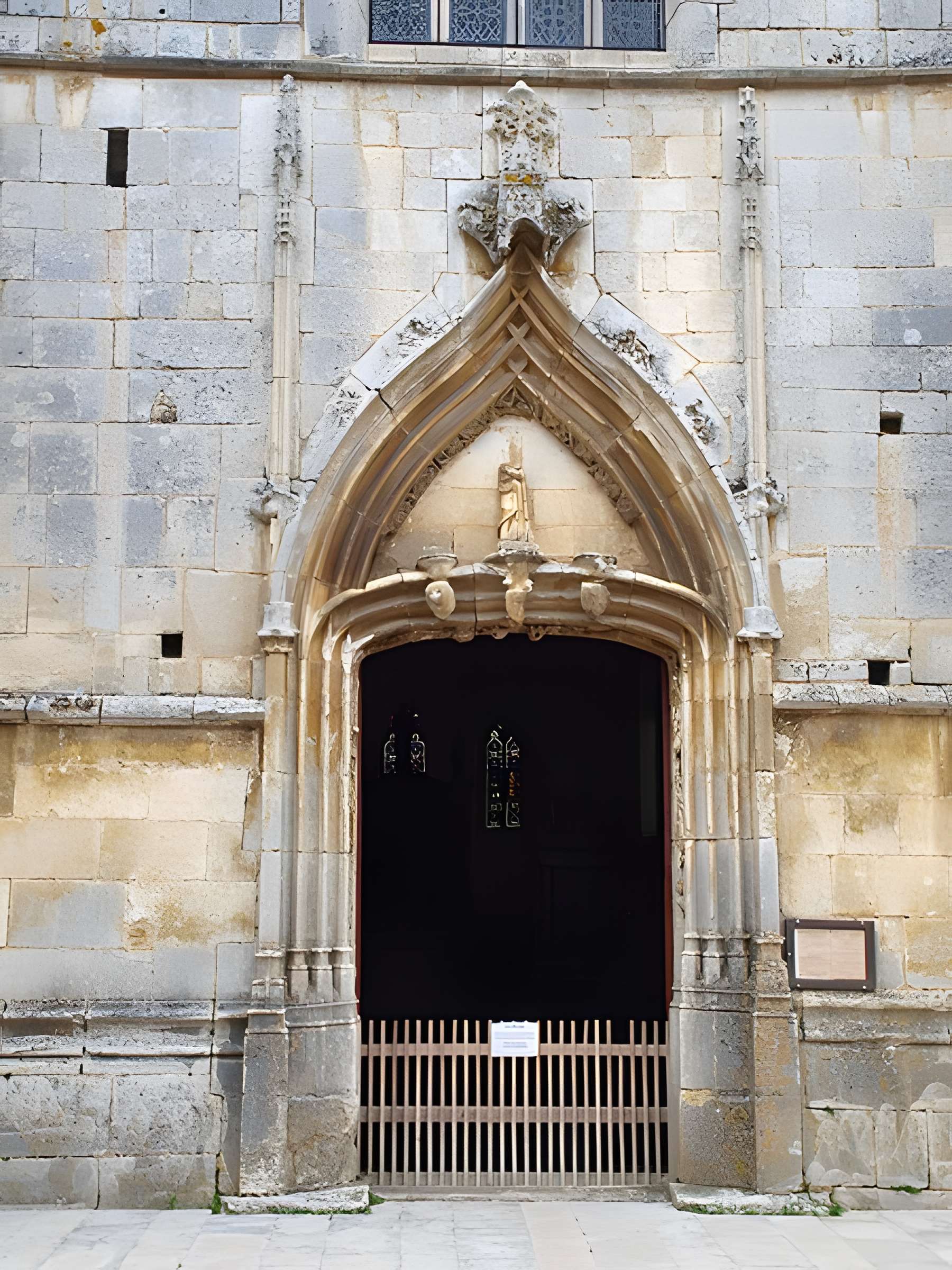 Église Saint-Prix de Saints