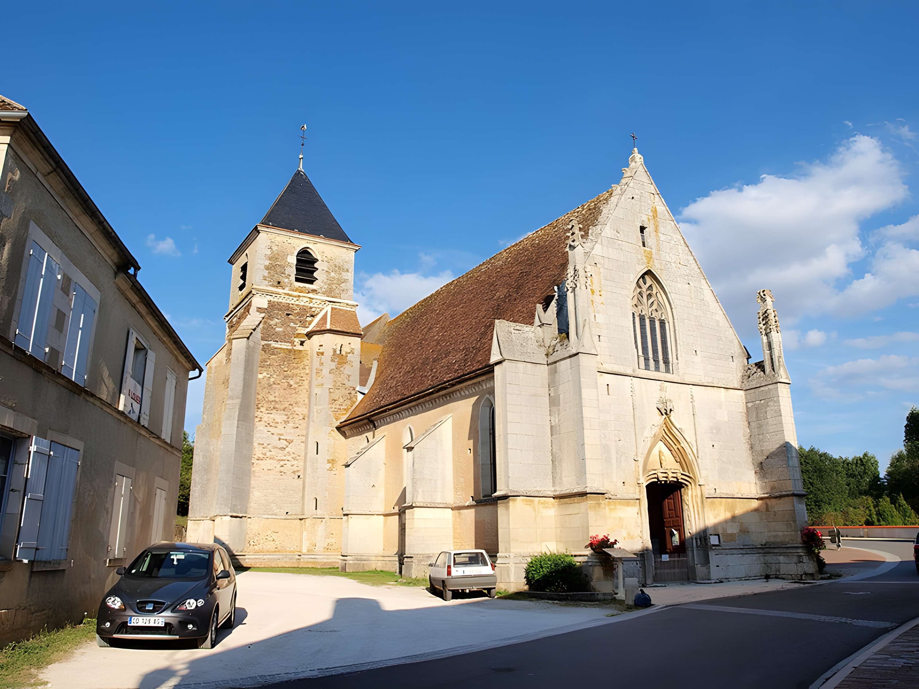Église Saint-Prix de Saints