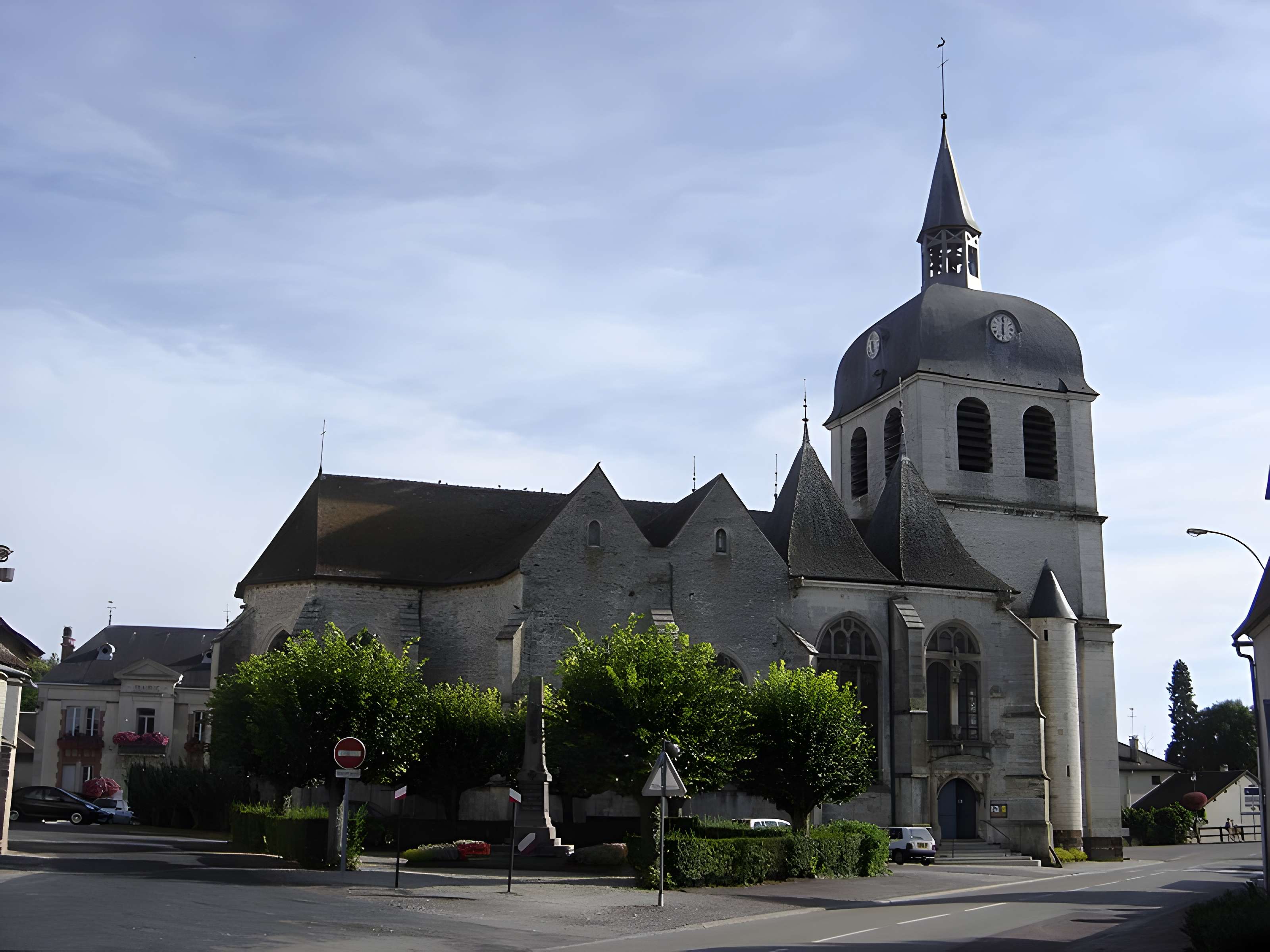 Église Saint-Quentin de Dienville
