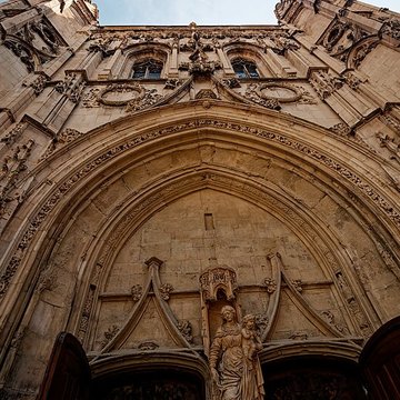 Basilique Saint-Pierre dAvignon 