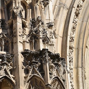 Basilique Saint-Pierre dAvignon 