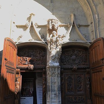 Basilique Saint-Pierre dAvignon 