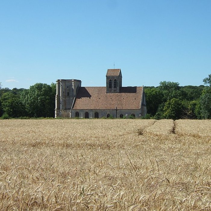 Photo de Église Saint-Quentin de Nucourt et croix