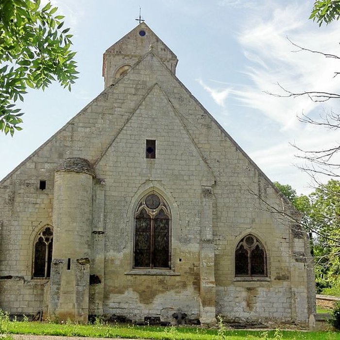Photo de Église Saint-Quentin de Nucourt et croix